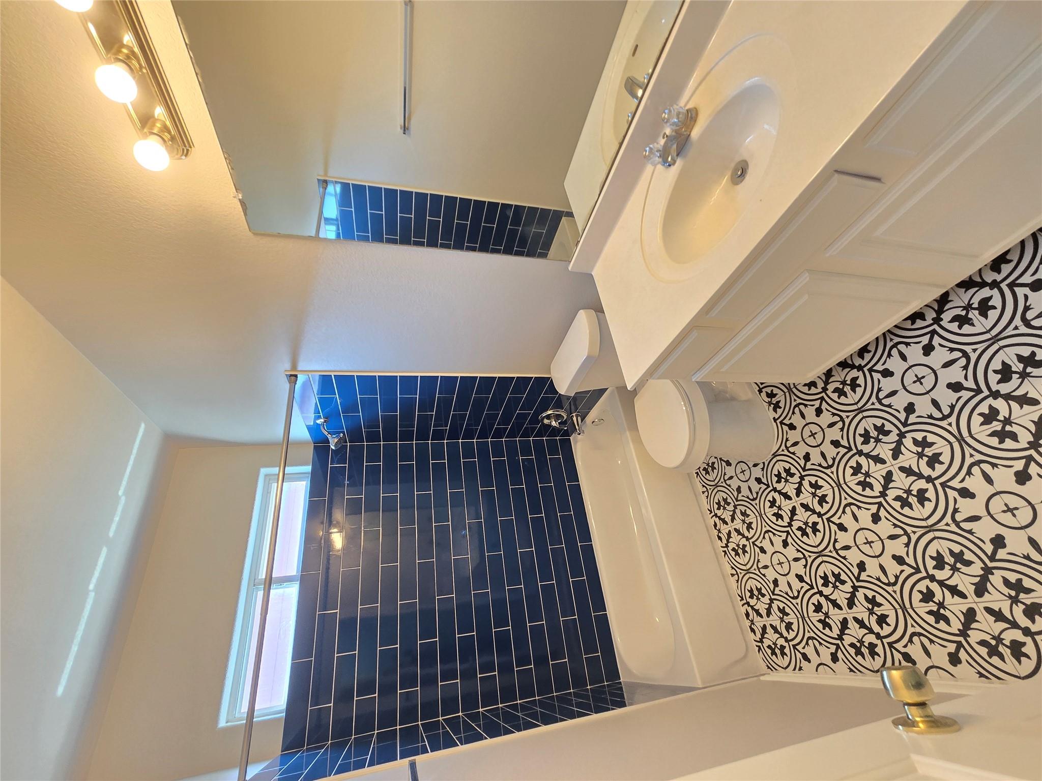 7509 Lazy Creek Dr # B, Austin, TX 78724