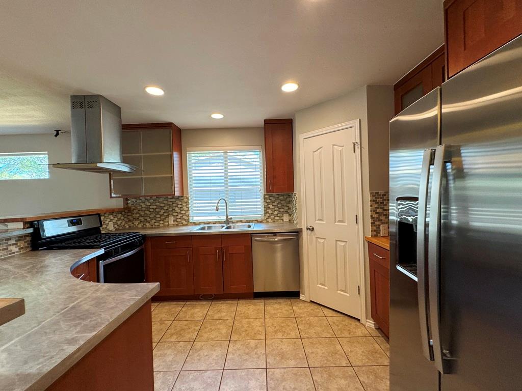 3003 Burning Oak Dr, Austin, TX 78704