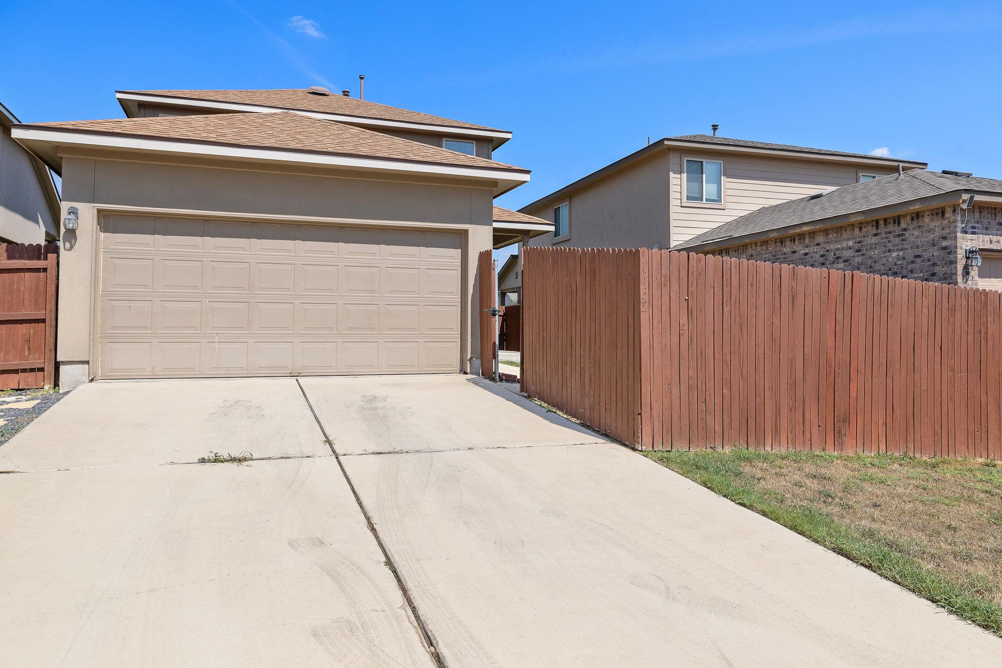 1432 Blake St, Leander, TX 78641