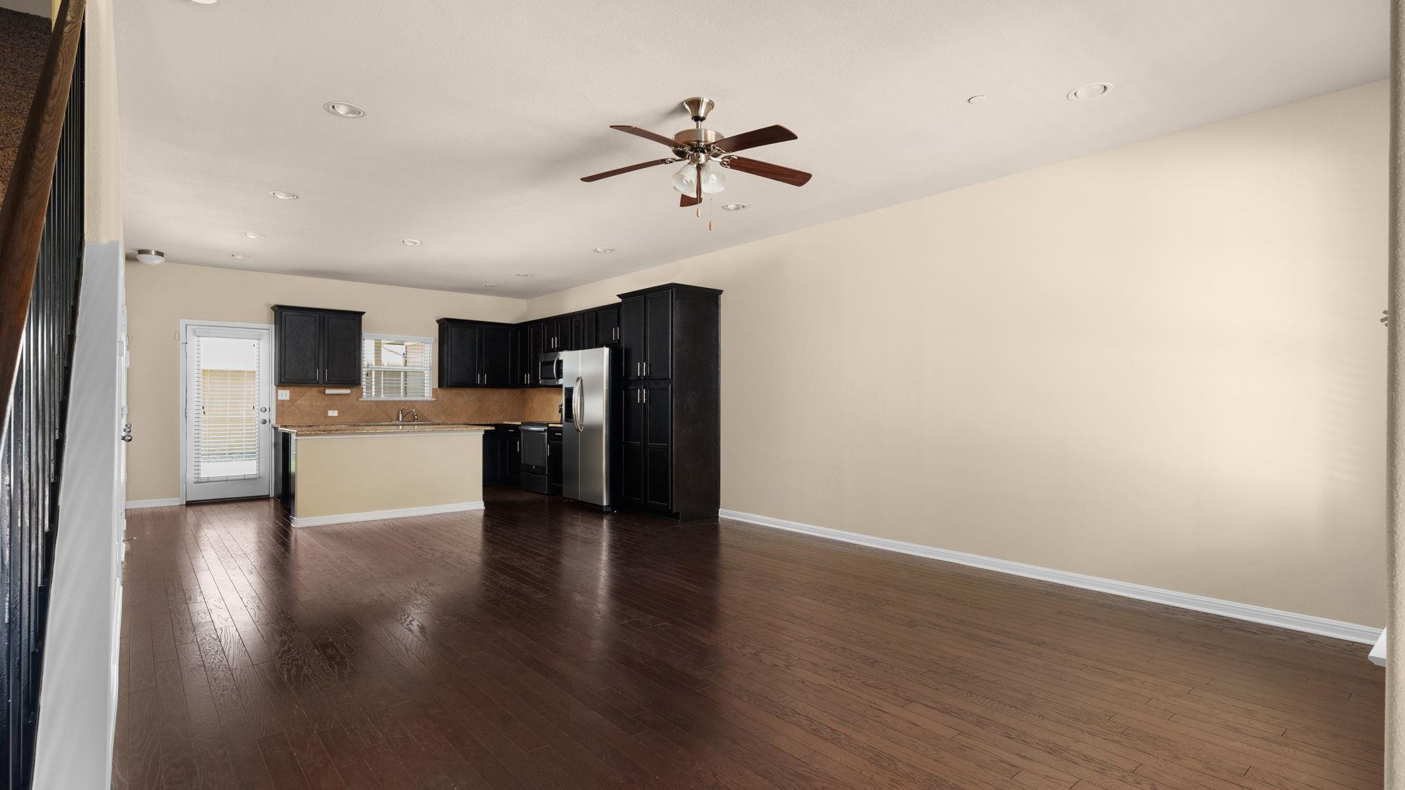 1042 Lost Pines Ln, Cedar Park, TX 78613