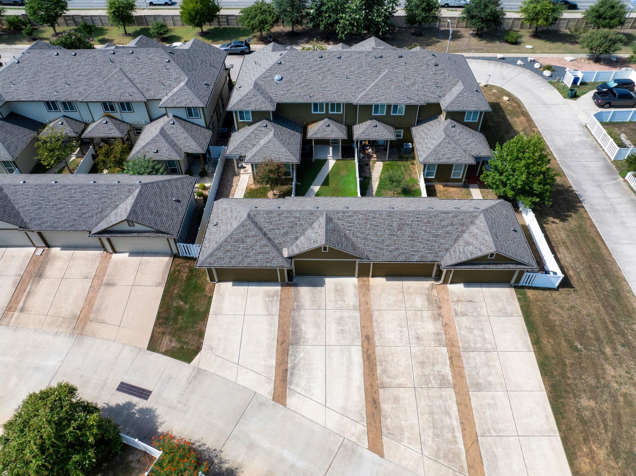 1042 Lost Pines Ln, Cedar Park, TX 78613