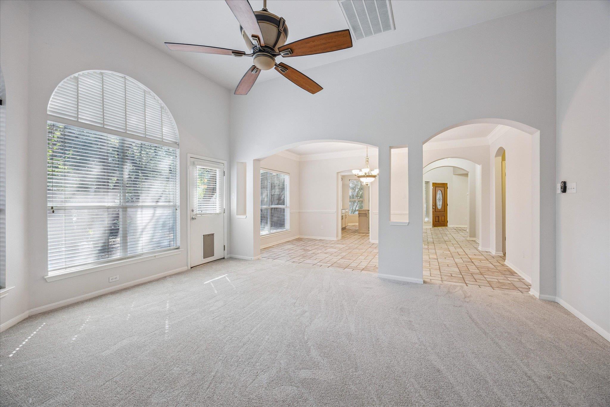 6 Muirfield Greens Cv, Lakeway, TX 78738