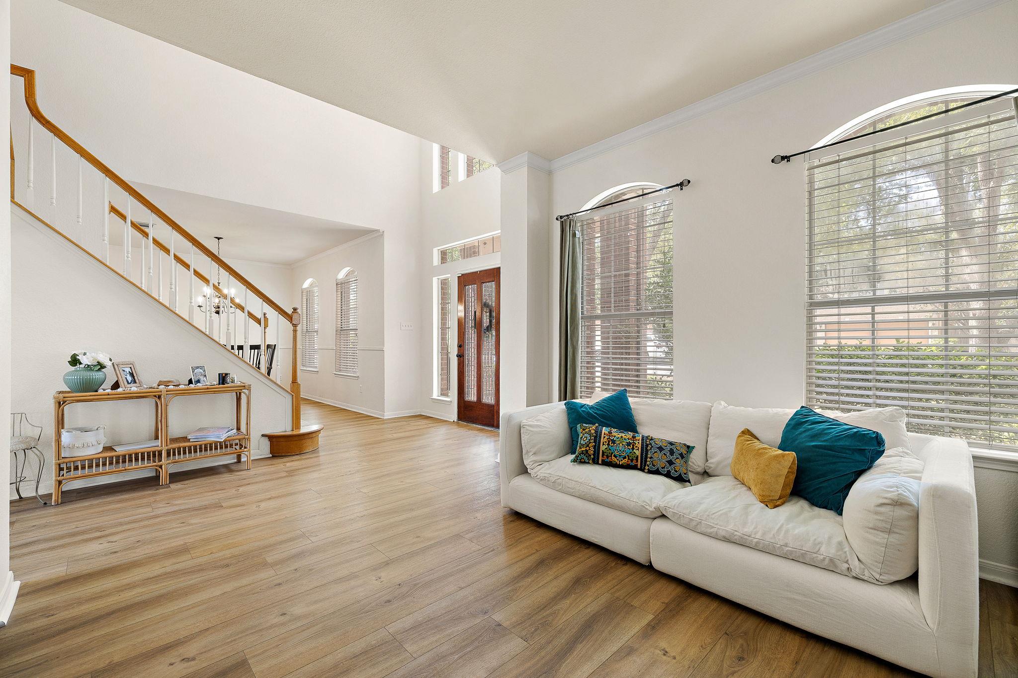 403 Keenland Dr, Georgetown, TX 78626