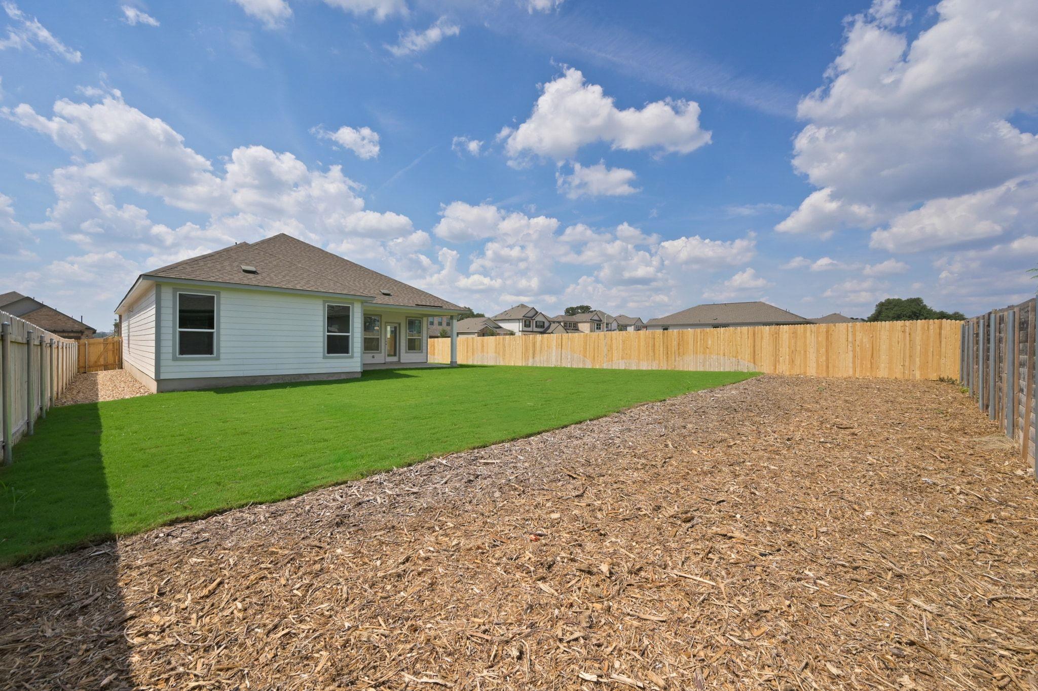 1612 Garlock Dr, Leander, TX 78641