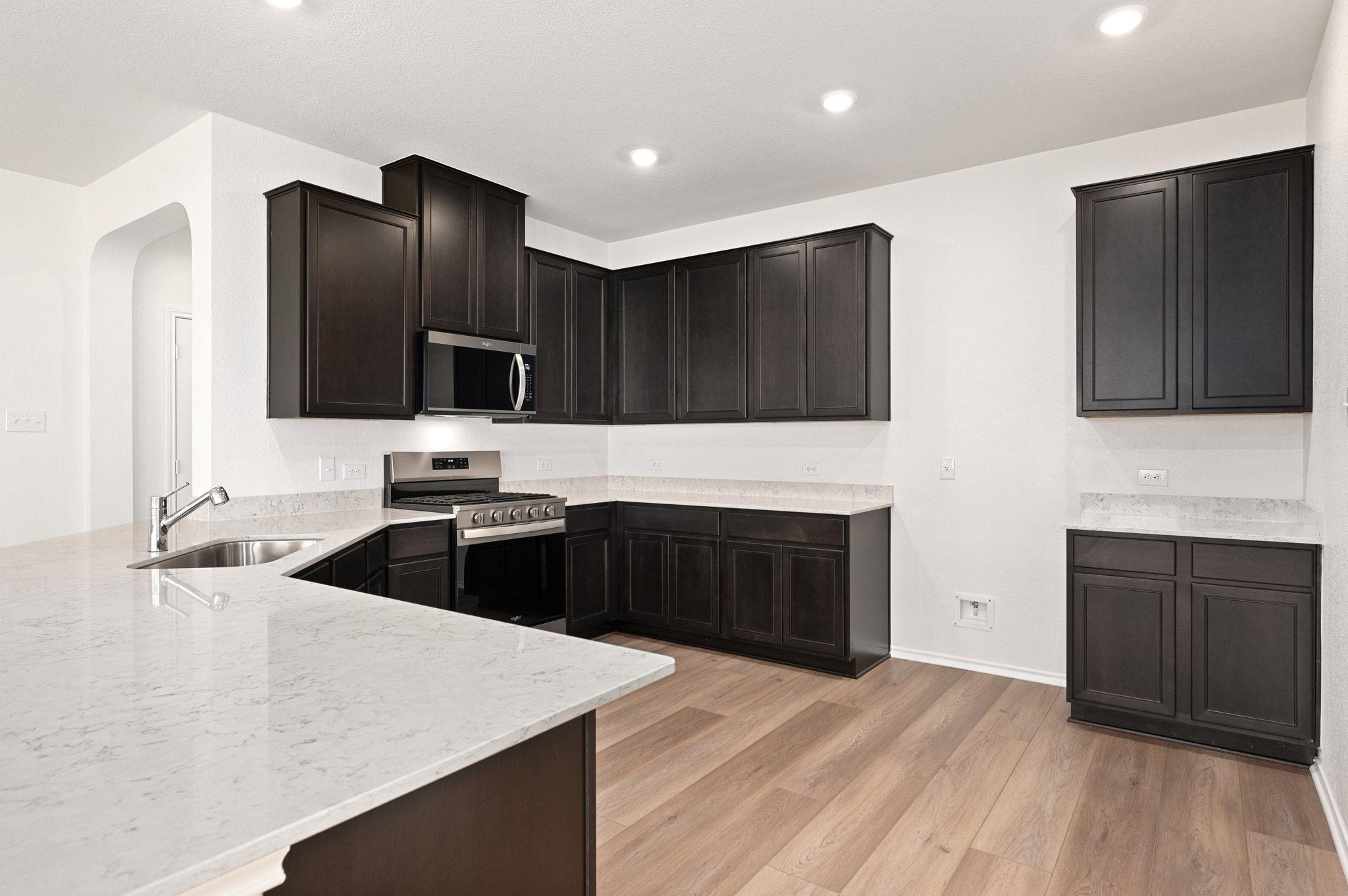 1612 Garlock Dr, Leander, TX 78641