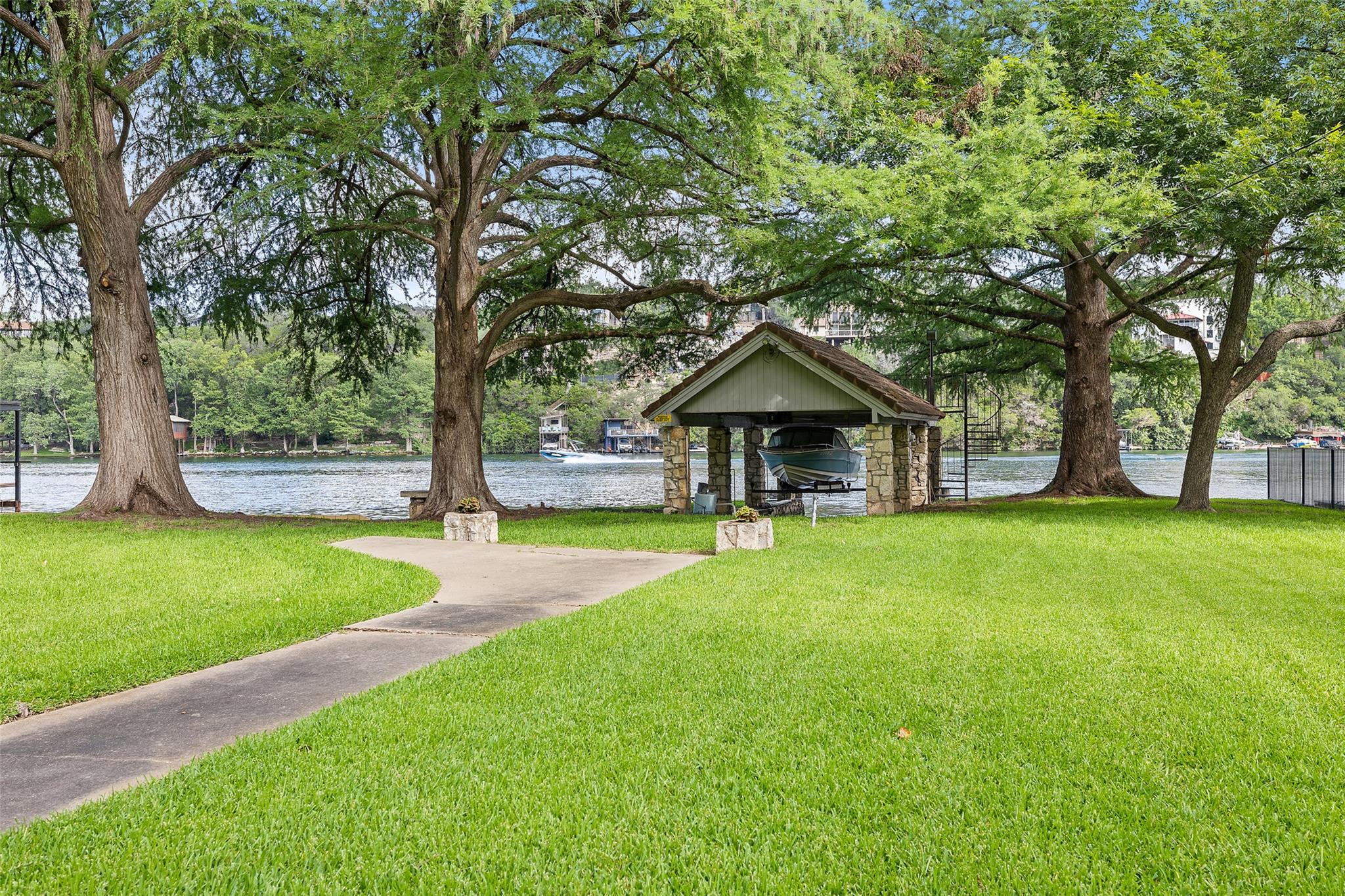 3201 Rivercrest Dr, Austin, TX 78746