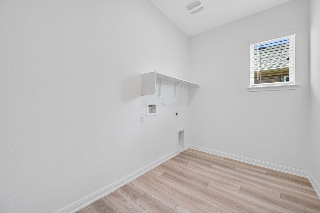 206 Crumpton Way, Hutto, TX 78634