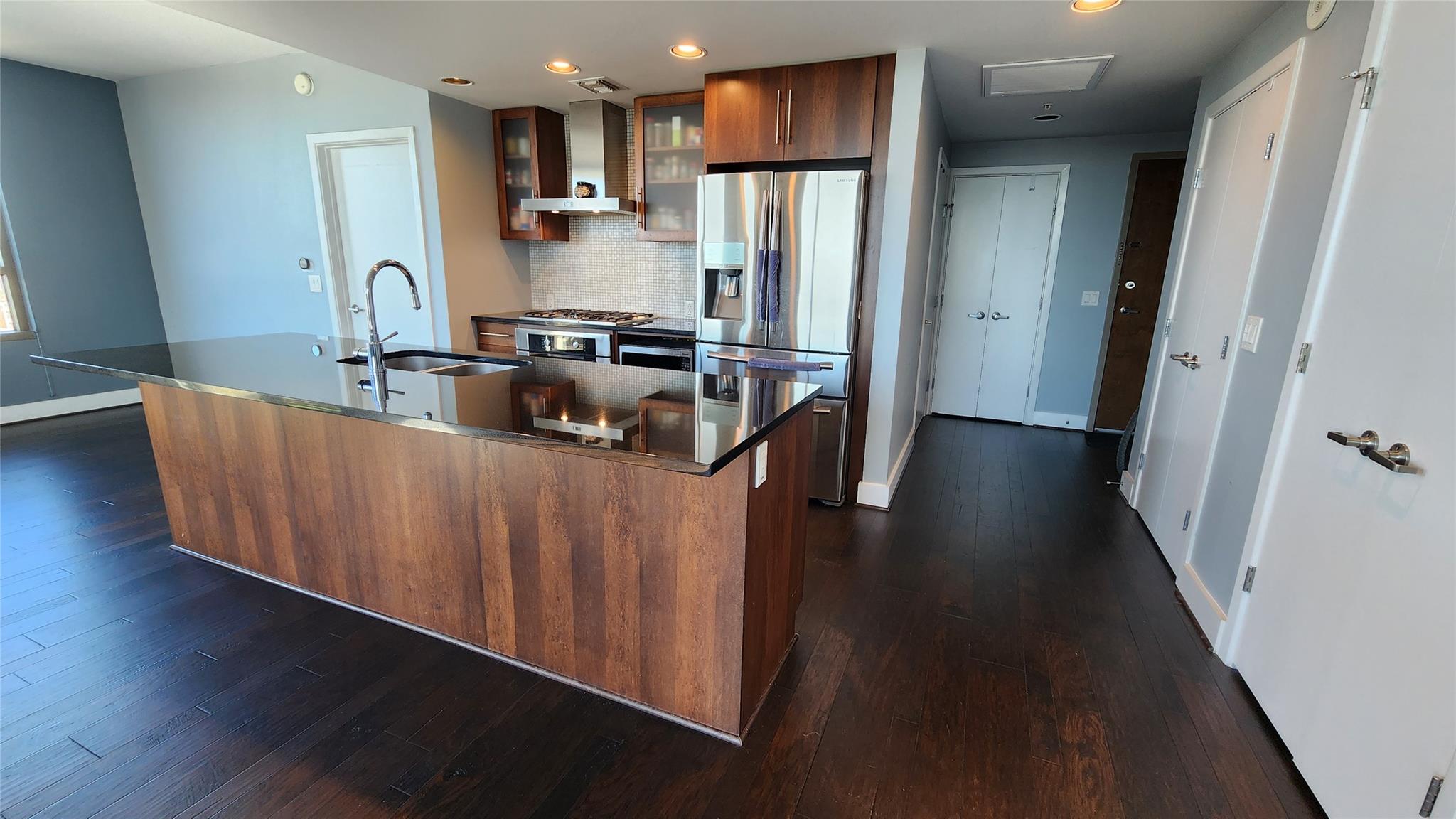 300 Bowie St # 1305, Austin, TX 78703