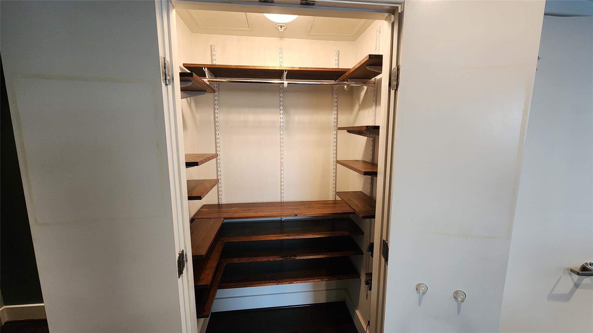 300 Bowie St # 1305, Austin, TX 78703