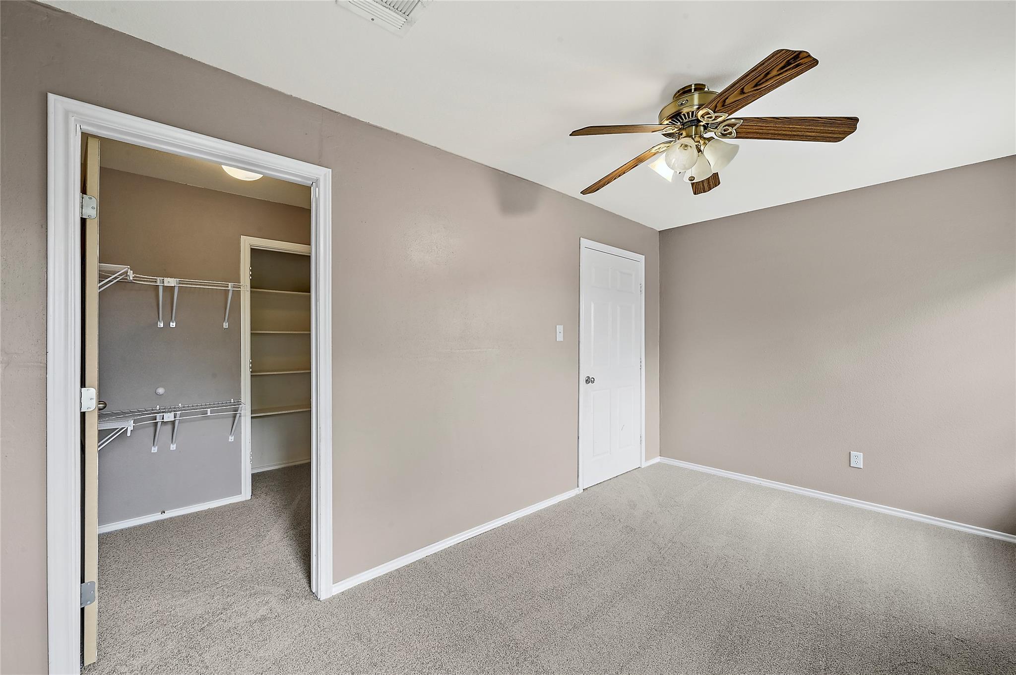 964 Hometown Pkwy, Kyle, TX 78640