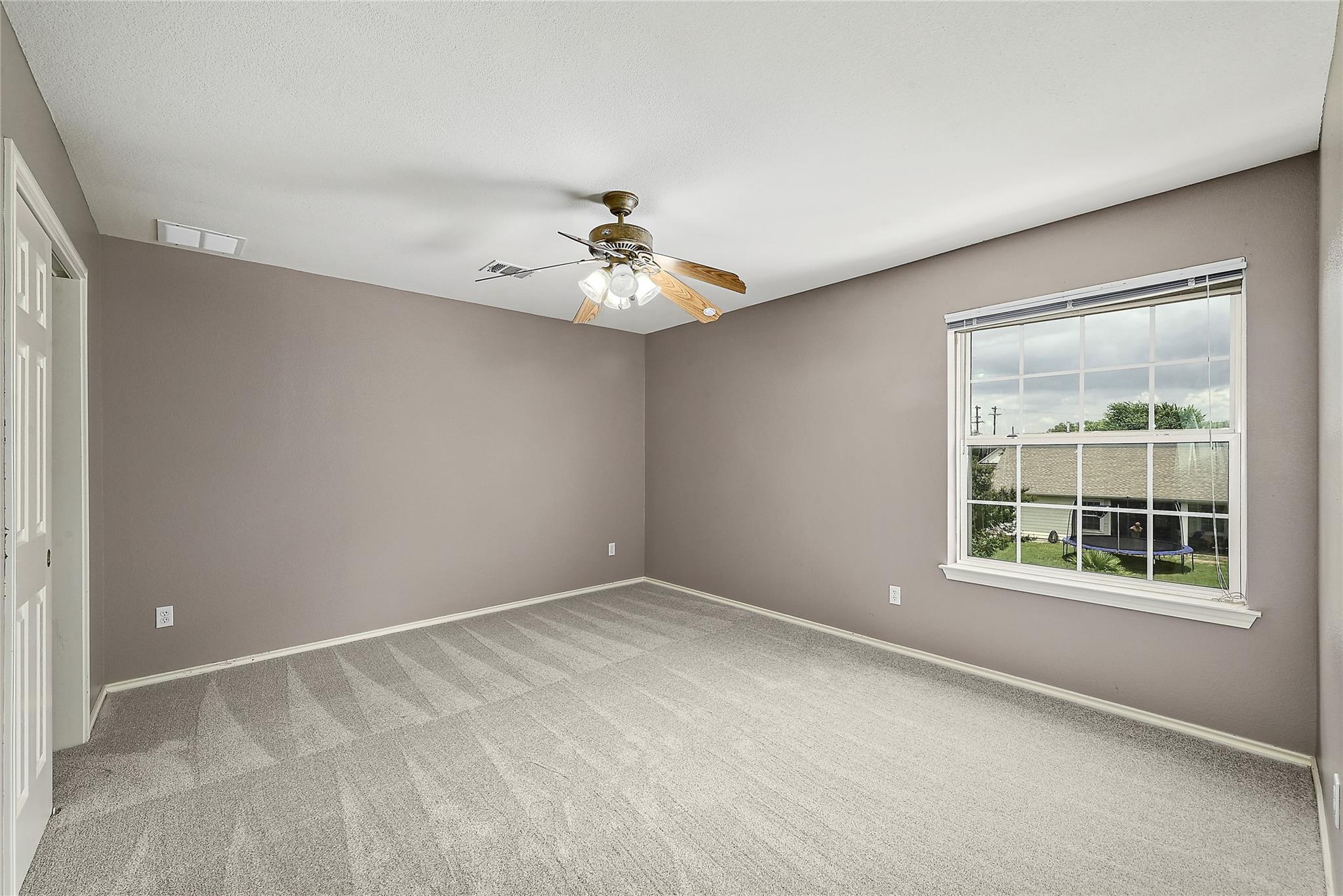 964 Hometown Pkwy, Kyle, TX 78640