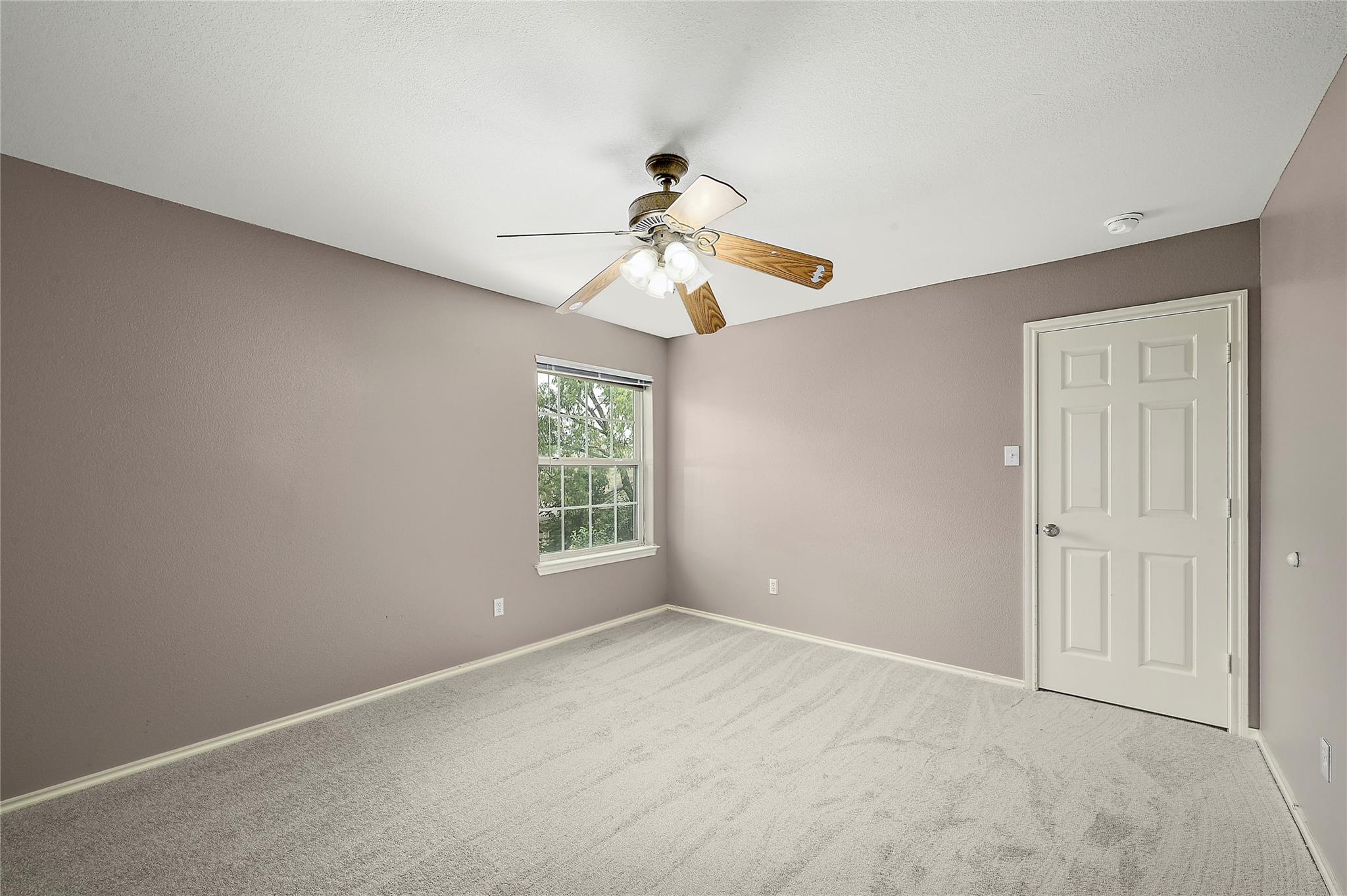 964 Hometown Pkwy, Kyle, TX 78640