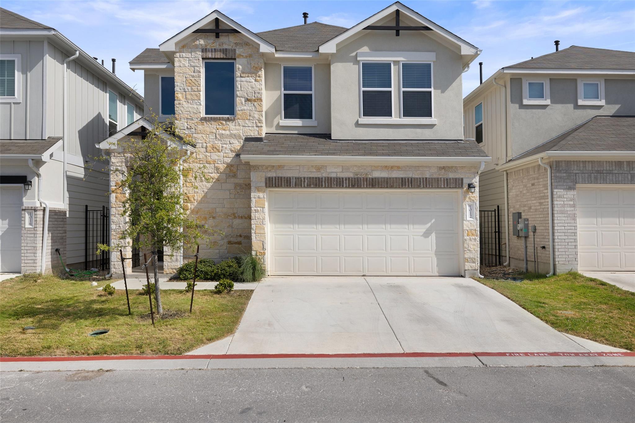1012 Legend Milton Ln, Austin, TX 78748