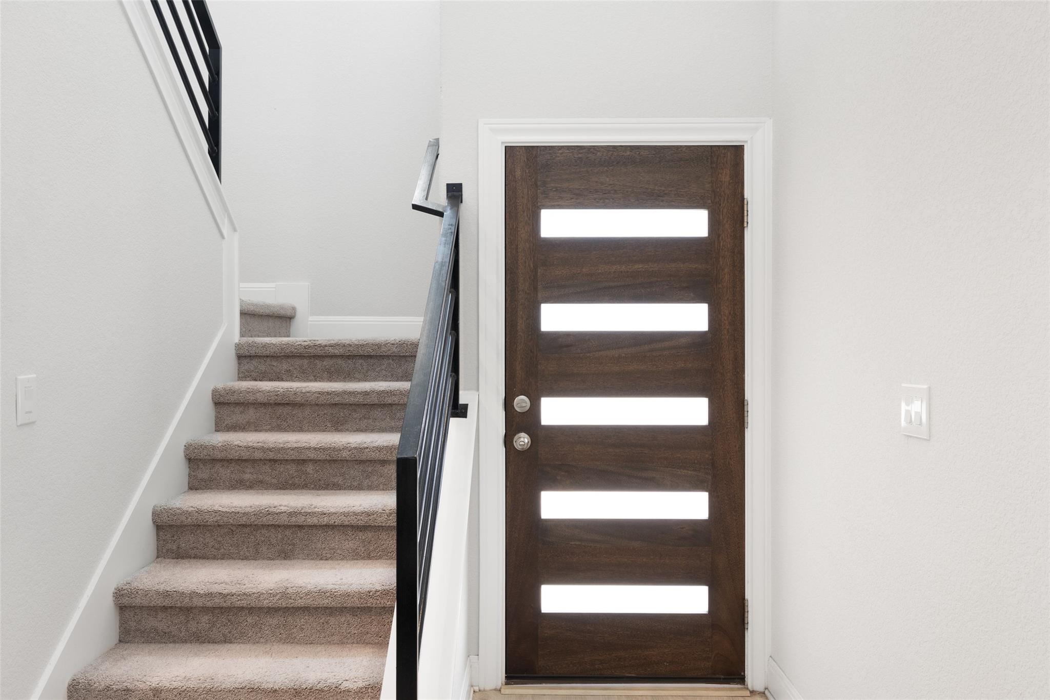 1012 Legend Milton Ln, Austin, TX 78748