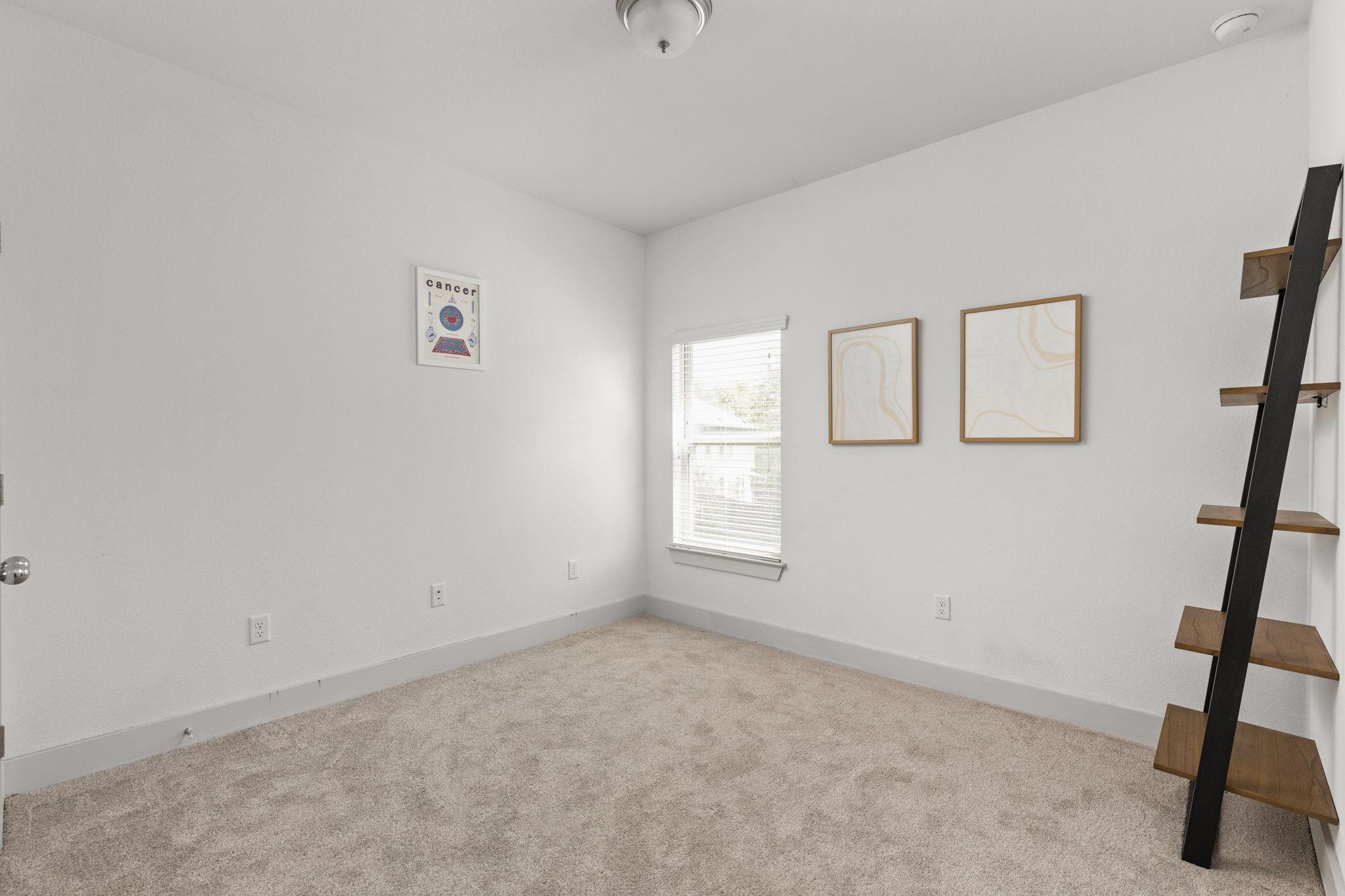 907 Totis Rd, Austin, TX 78748