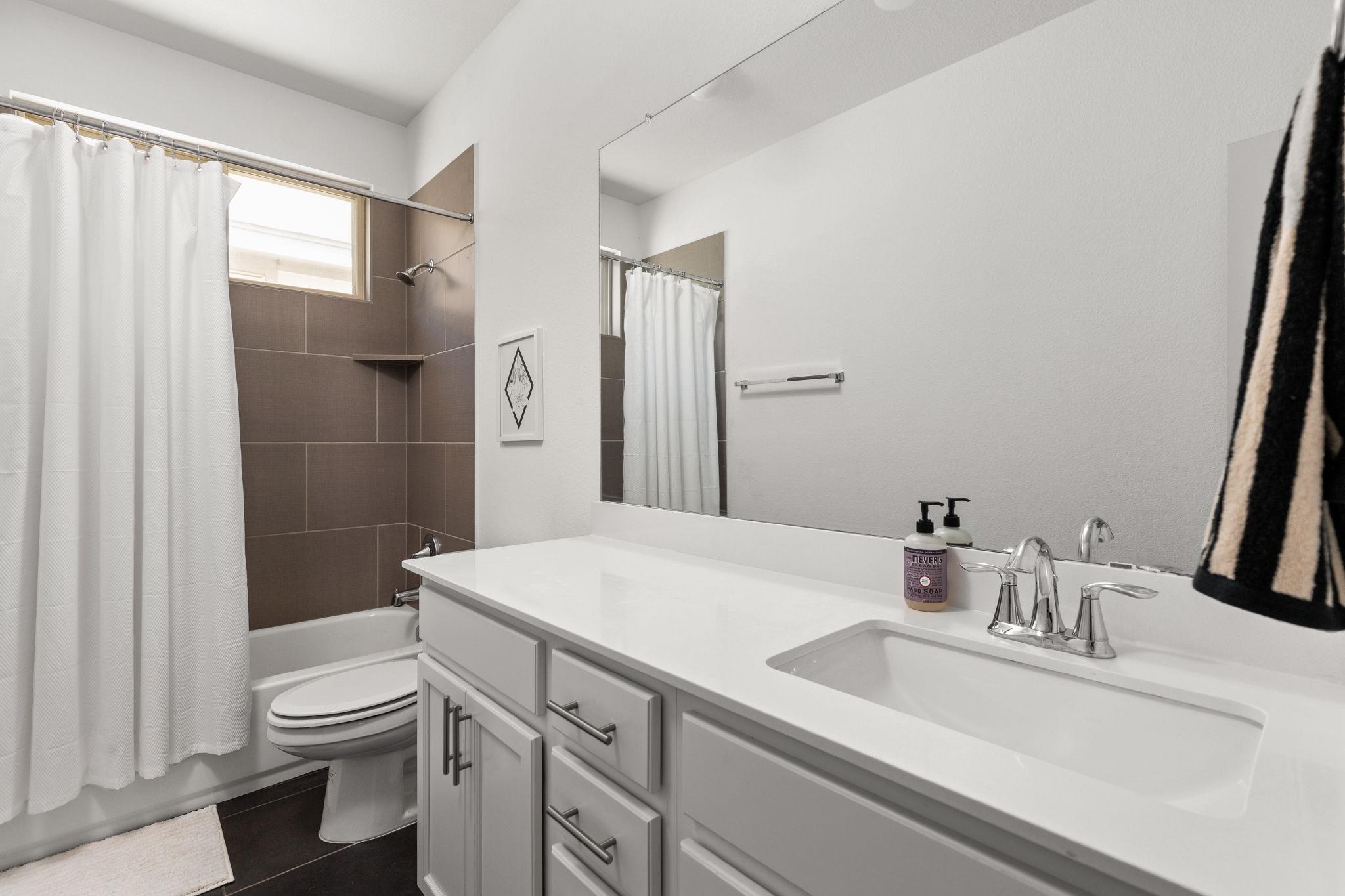 907 Totis Rd, Austin, TX 78748