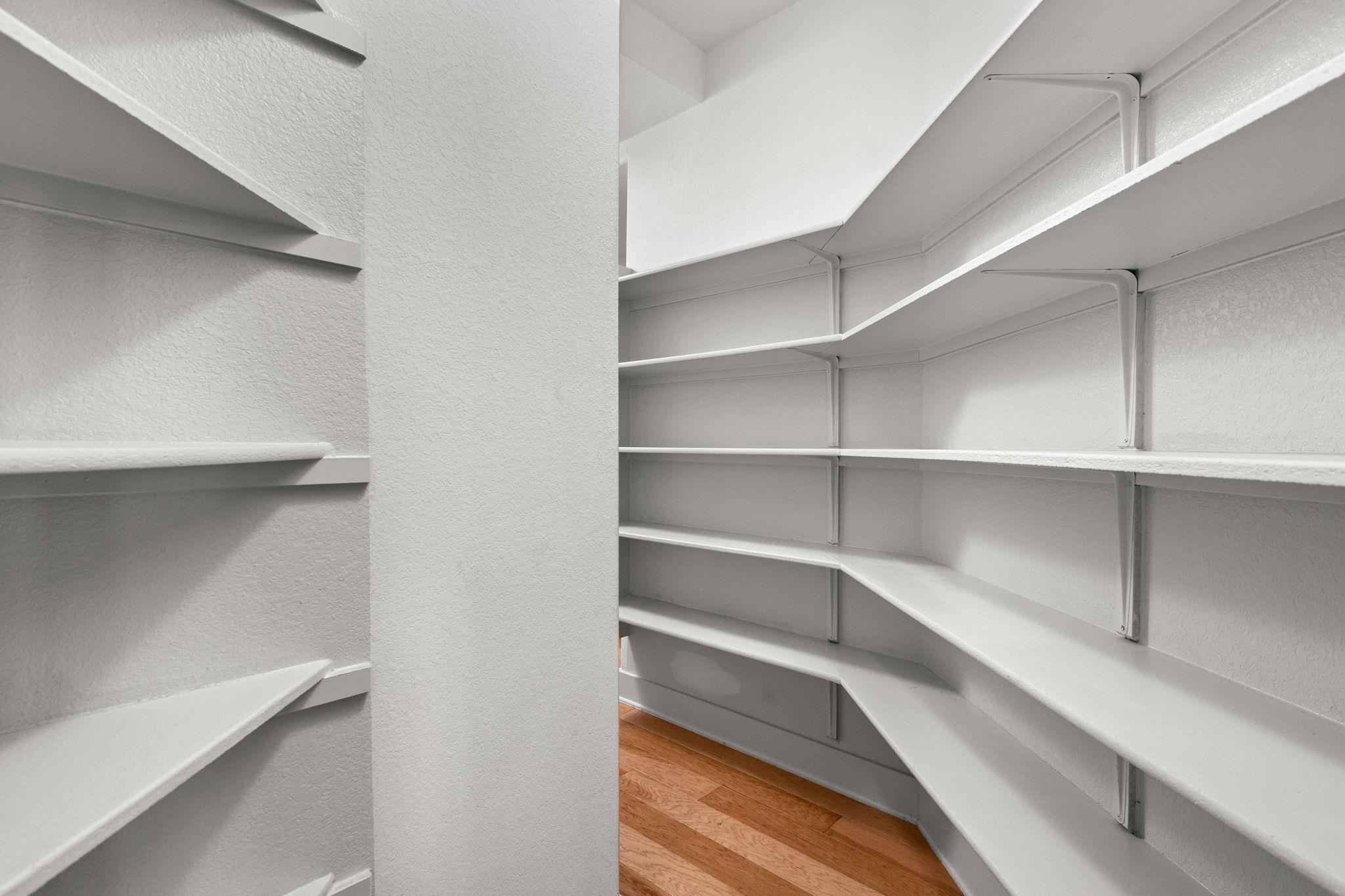 907 Totis Rd, Austin, TX 78748