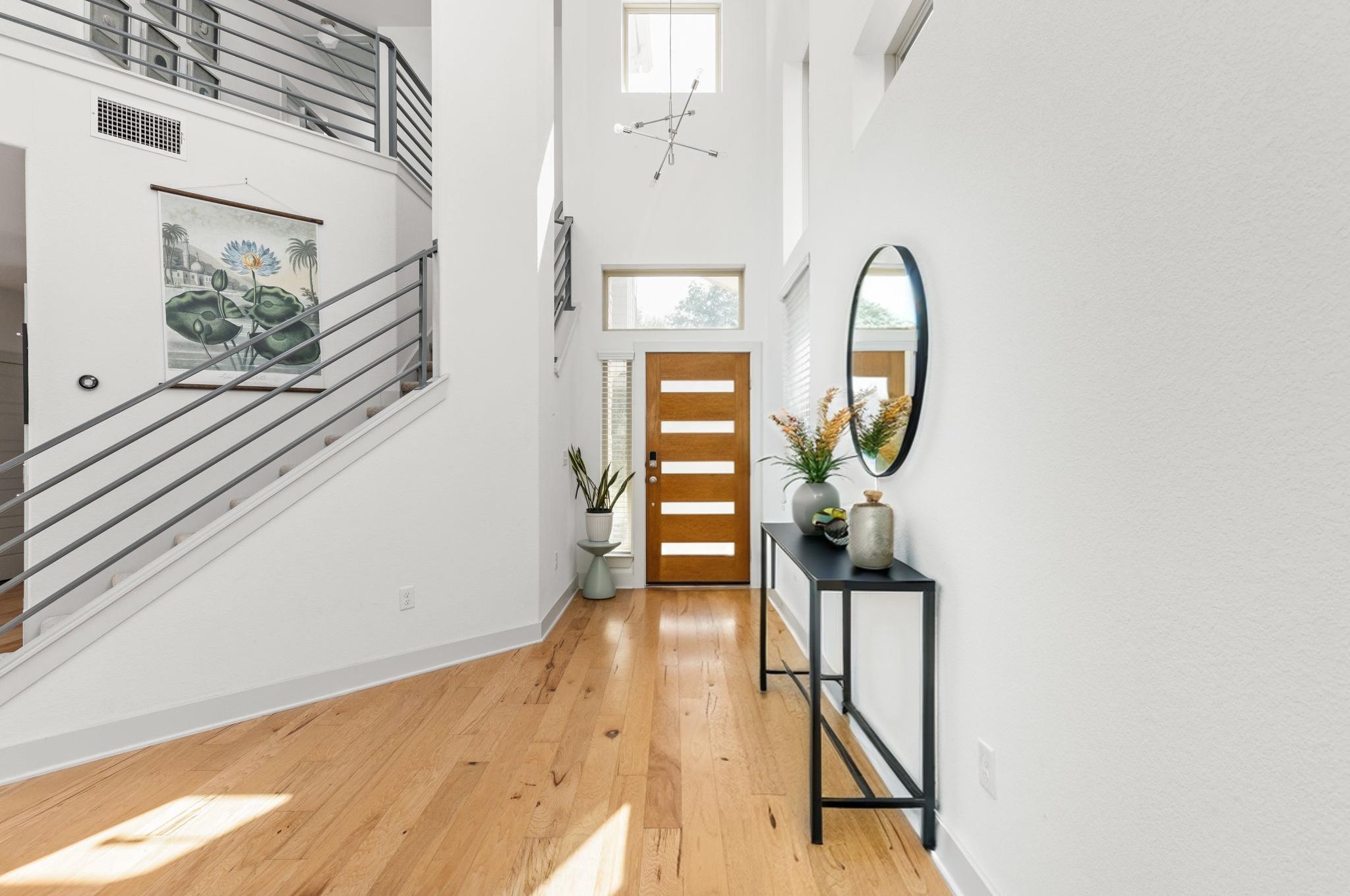 907 Totis Rd, Austin, TX 78748