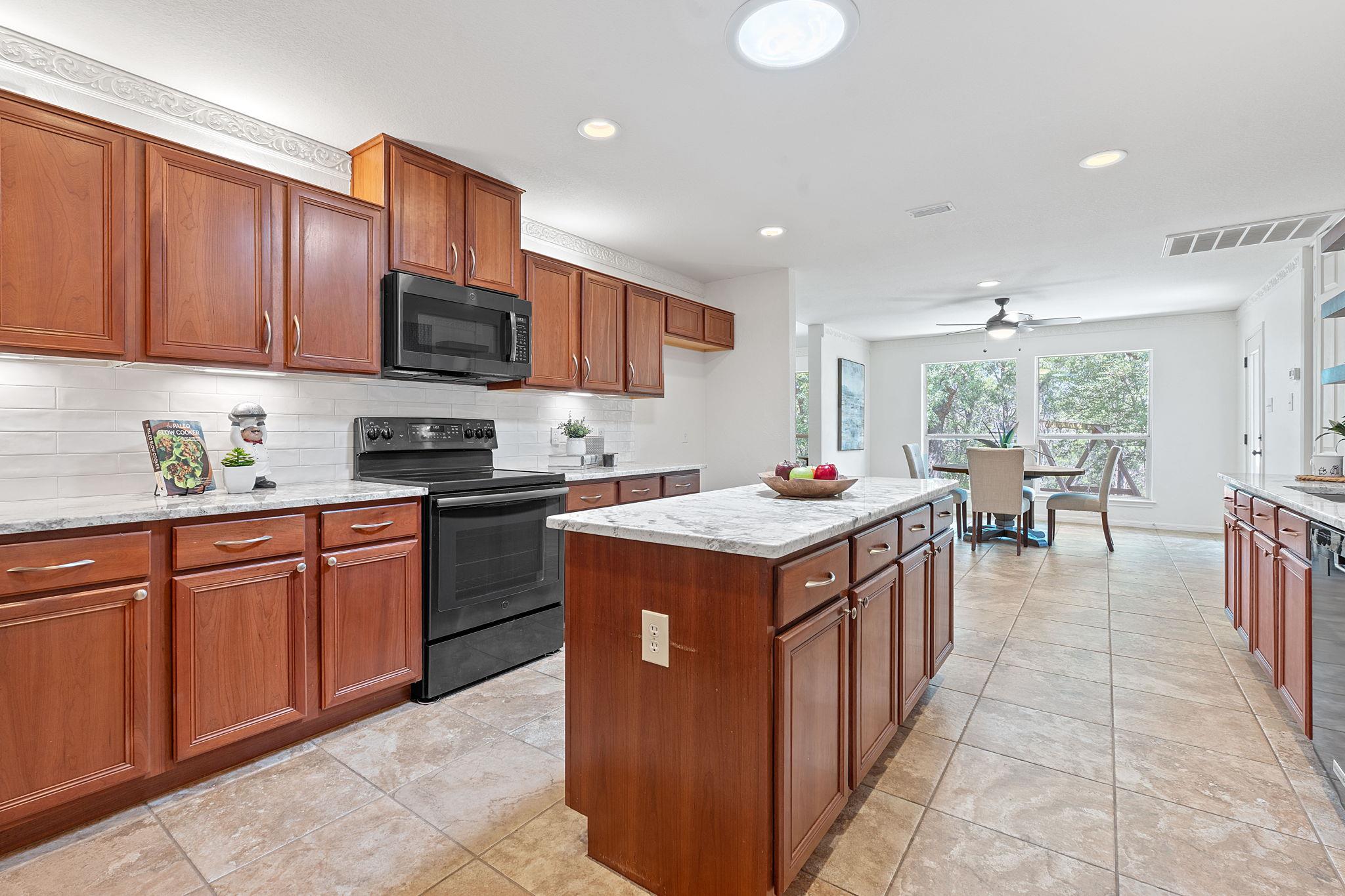 12216 Hanging Valley Dr, Austin, TX 78726