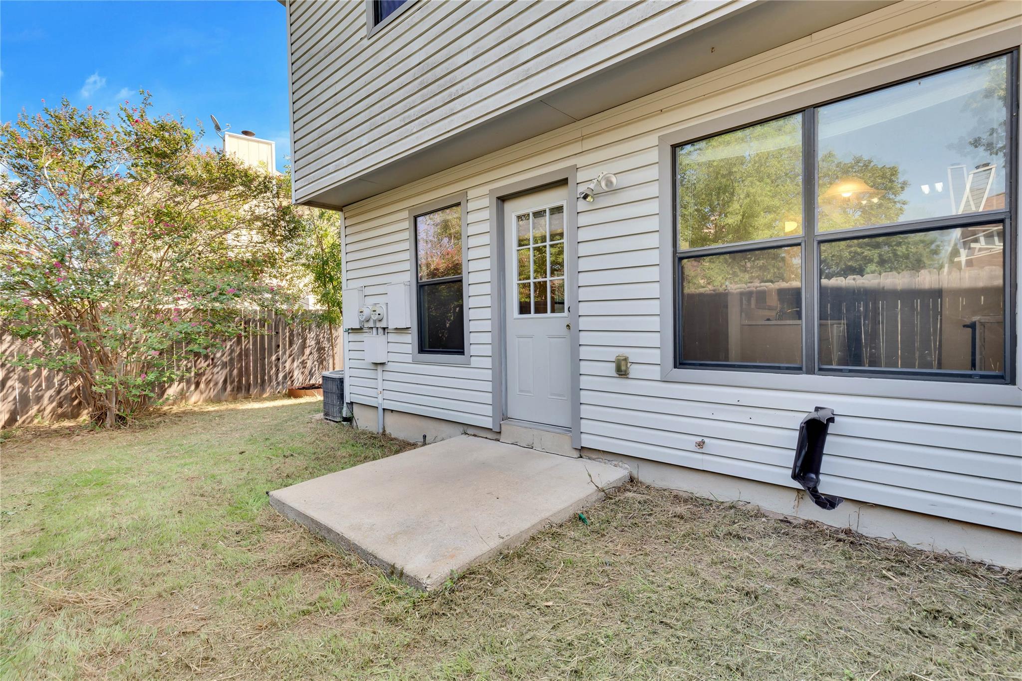 8806 Springmail Cir # B, Austin, TX 78729