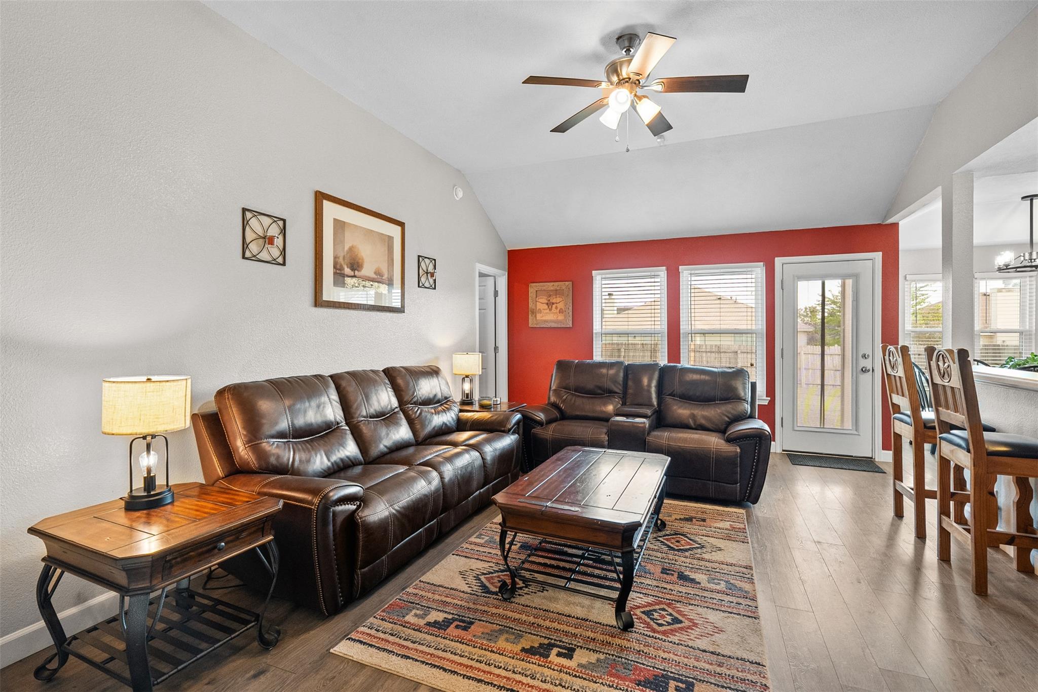 606 Los Robles Rd, Leander, TX 78641