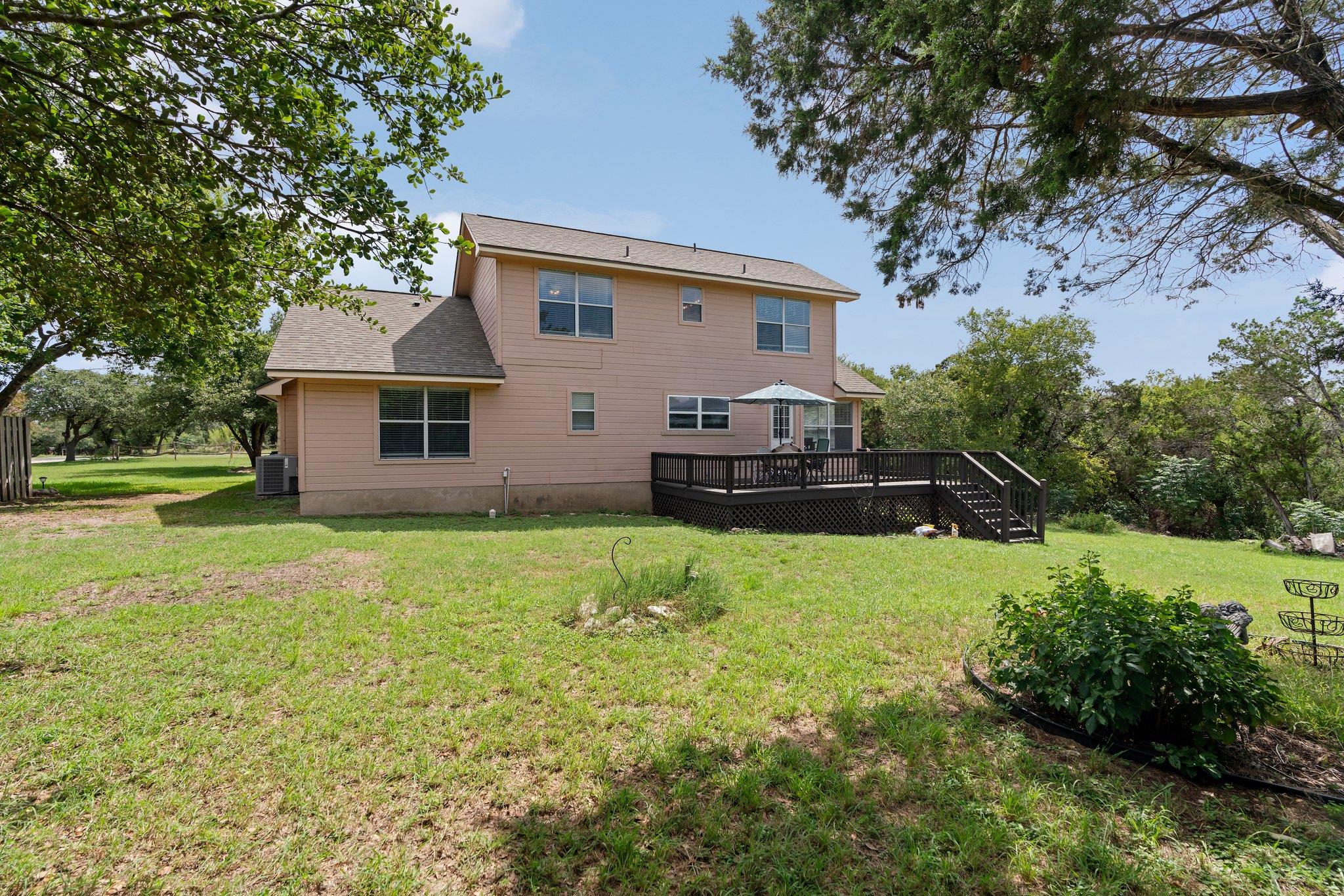 126 N Hill Cir, Leander, TX 78641