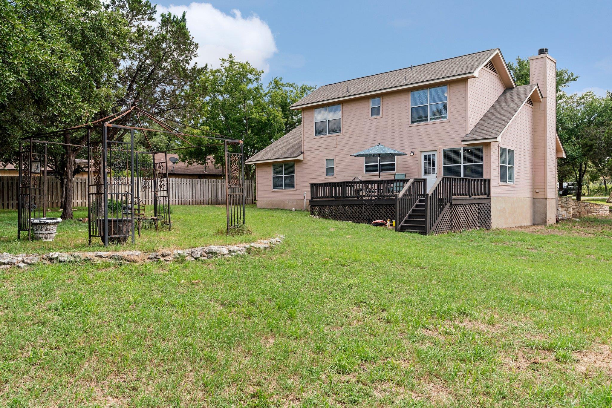 126 N Hill Cir, Leander, TX 78641