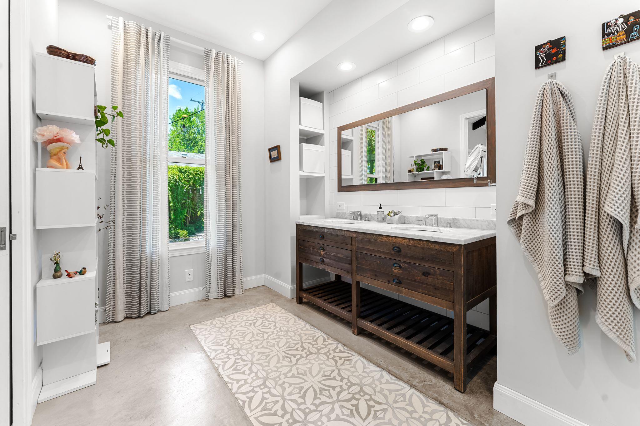 2312 Indian Trl, Austin, TX 78703