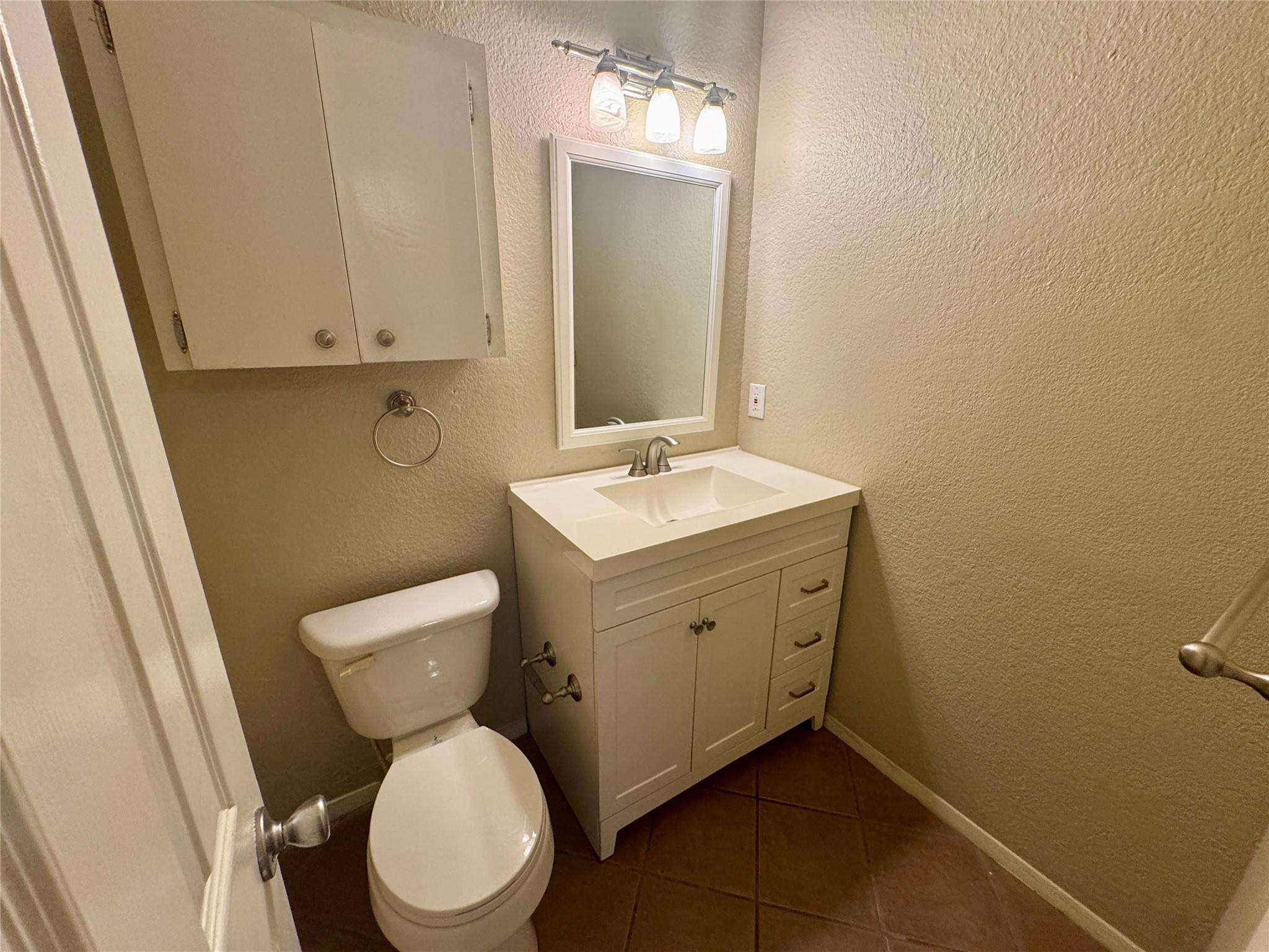 1004 Milford Way # B, Austin, TX 78745