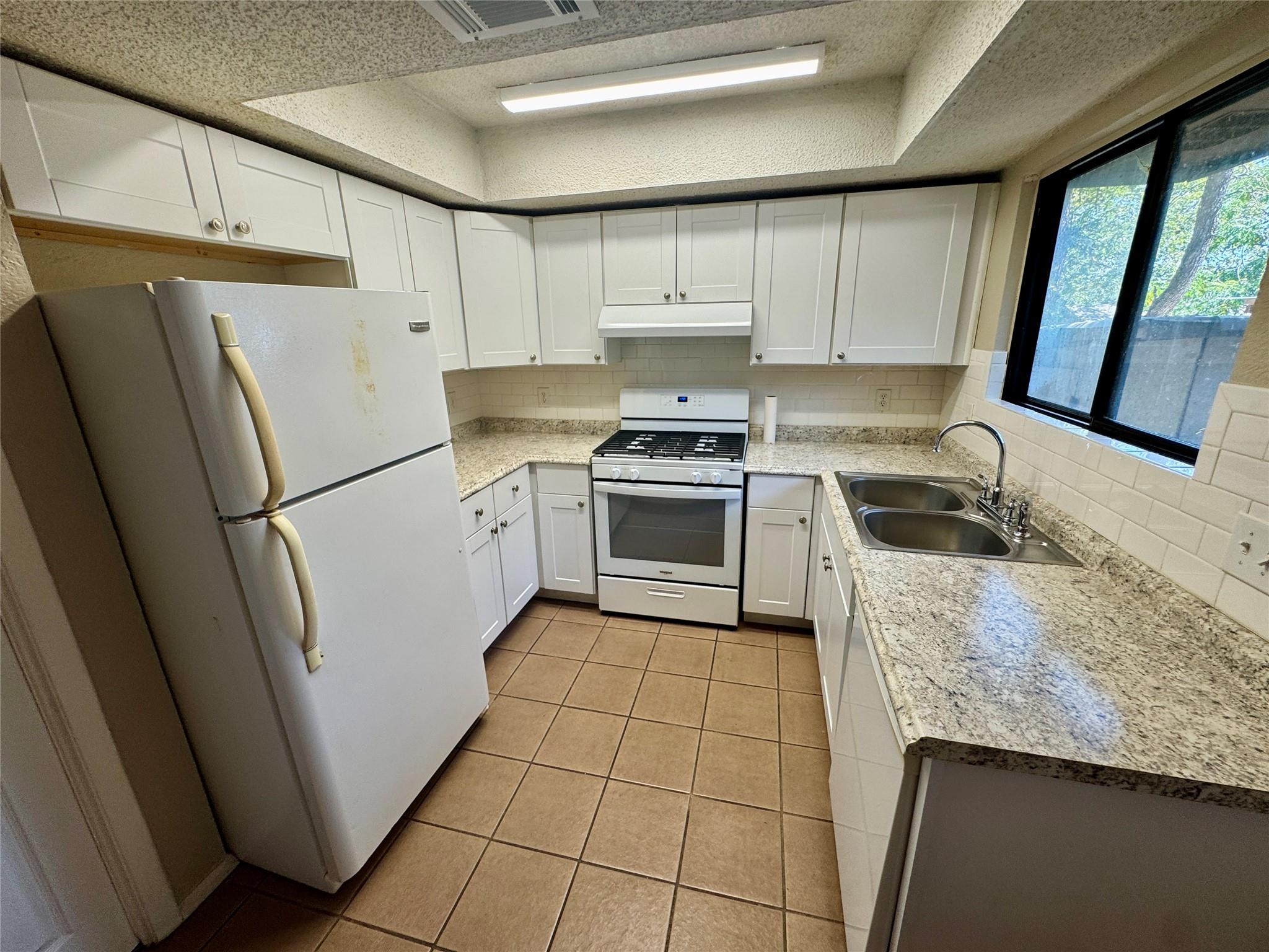 1004 Milford Way # B, Austin, TX 78745