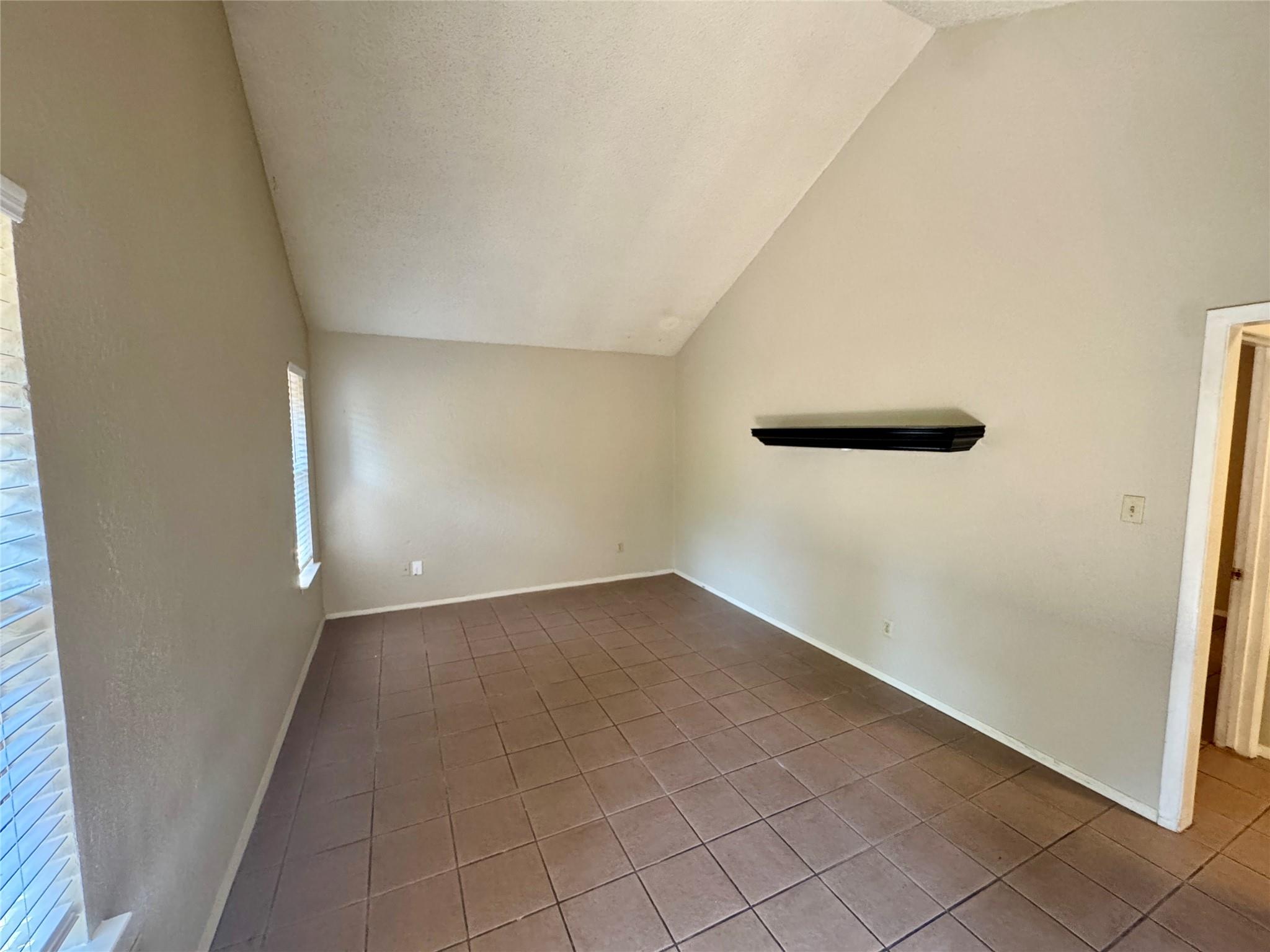 1004 Milford Way # B, Austin, TX 78745