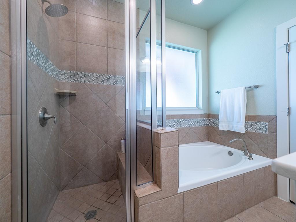 55 Tournament Way # B, The Hills, TX 78738