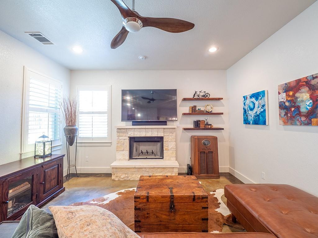 55 Tournament Way # B, The Hills, TX 78738