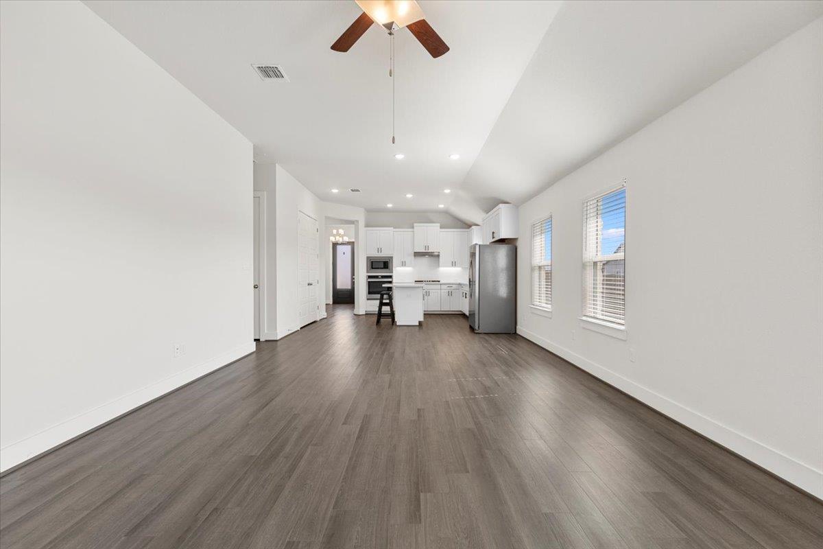 122 Patrick Herndon Dr, Bastrop, TX 78602