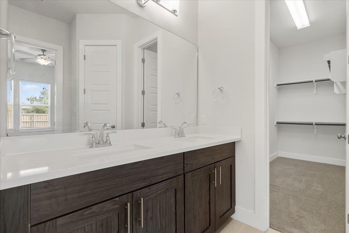 122 Patrick Herndon Dr, Bastrop, TX 78602