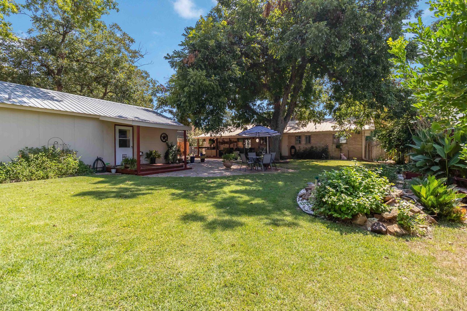 105 Jones St, Bastrop, TX 78602