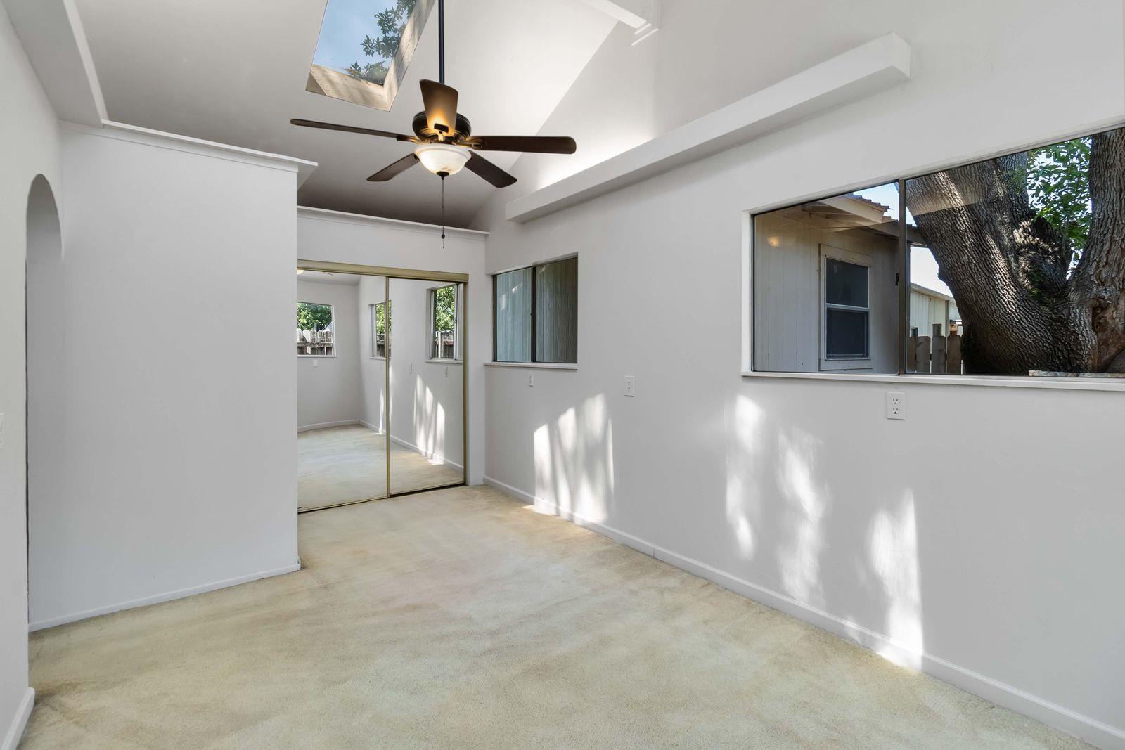 105 Jones St, Bastrop, TX 78602