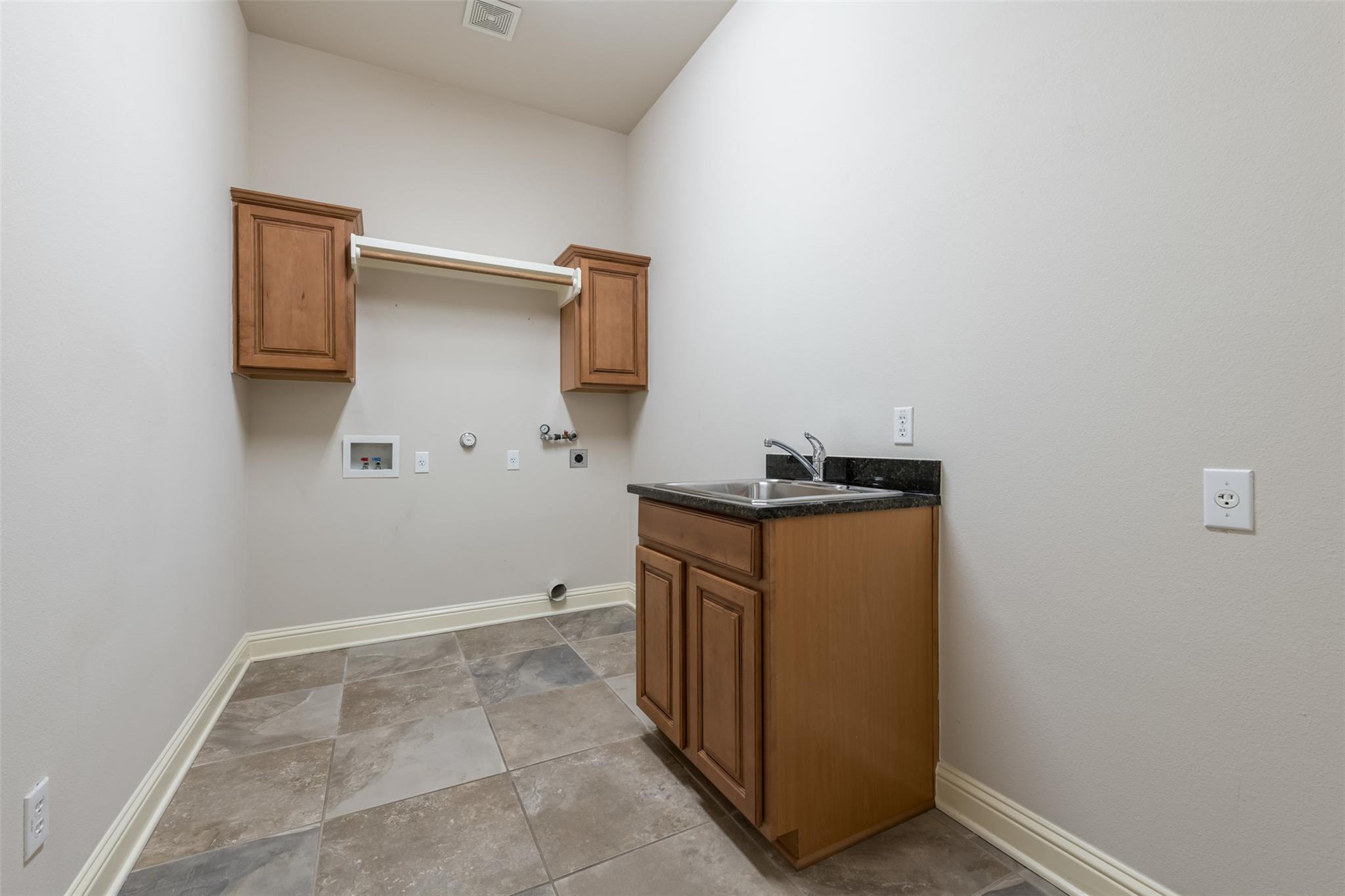 106 Feritti Dr, Austin, TX 78734