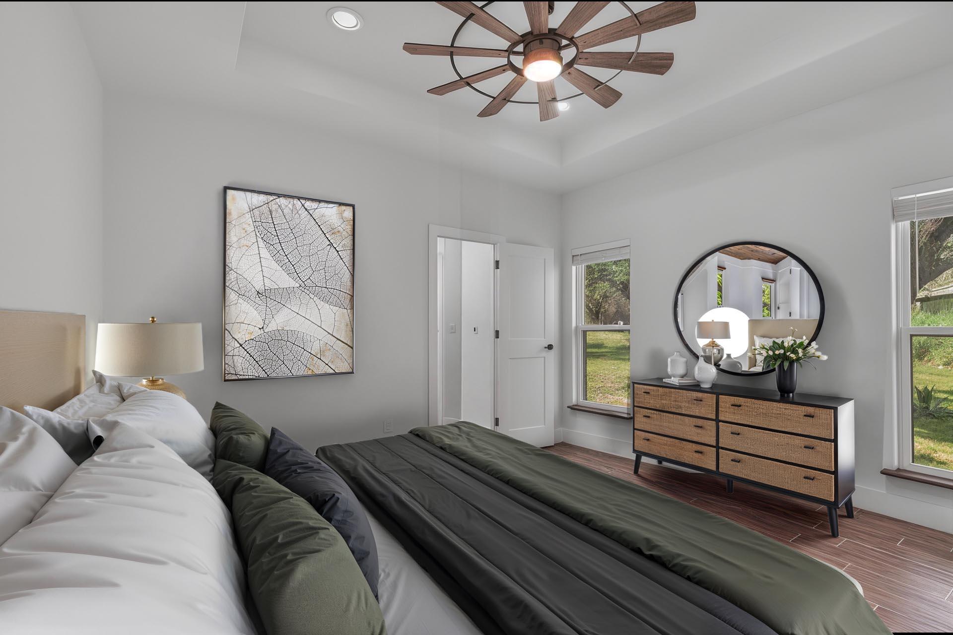 326 Coventry Rd, Spicewood, TX 78669