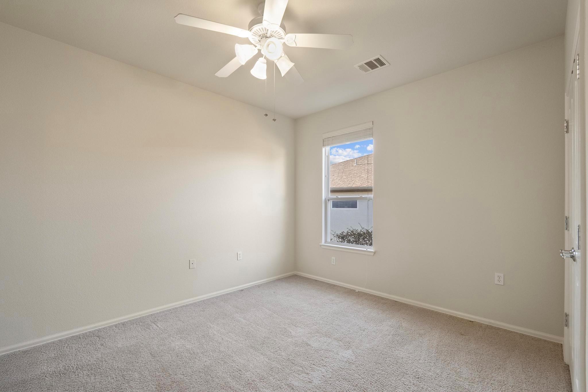 136 Prairie Creek Trl, Georgetown, TX 78633