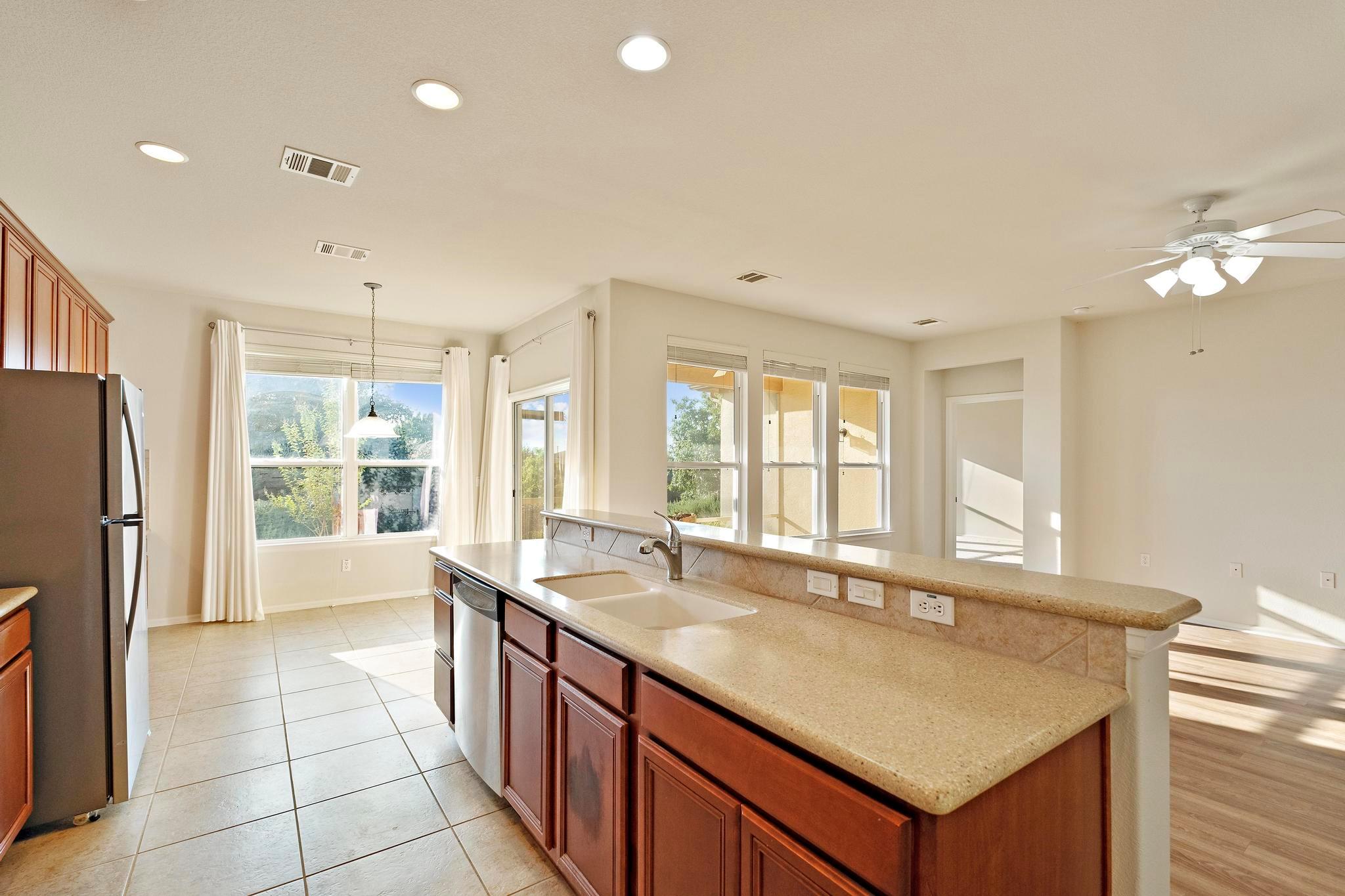 136 Prairie Creek Trl, Georgetown, TX 78633