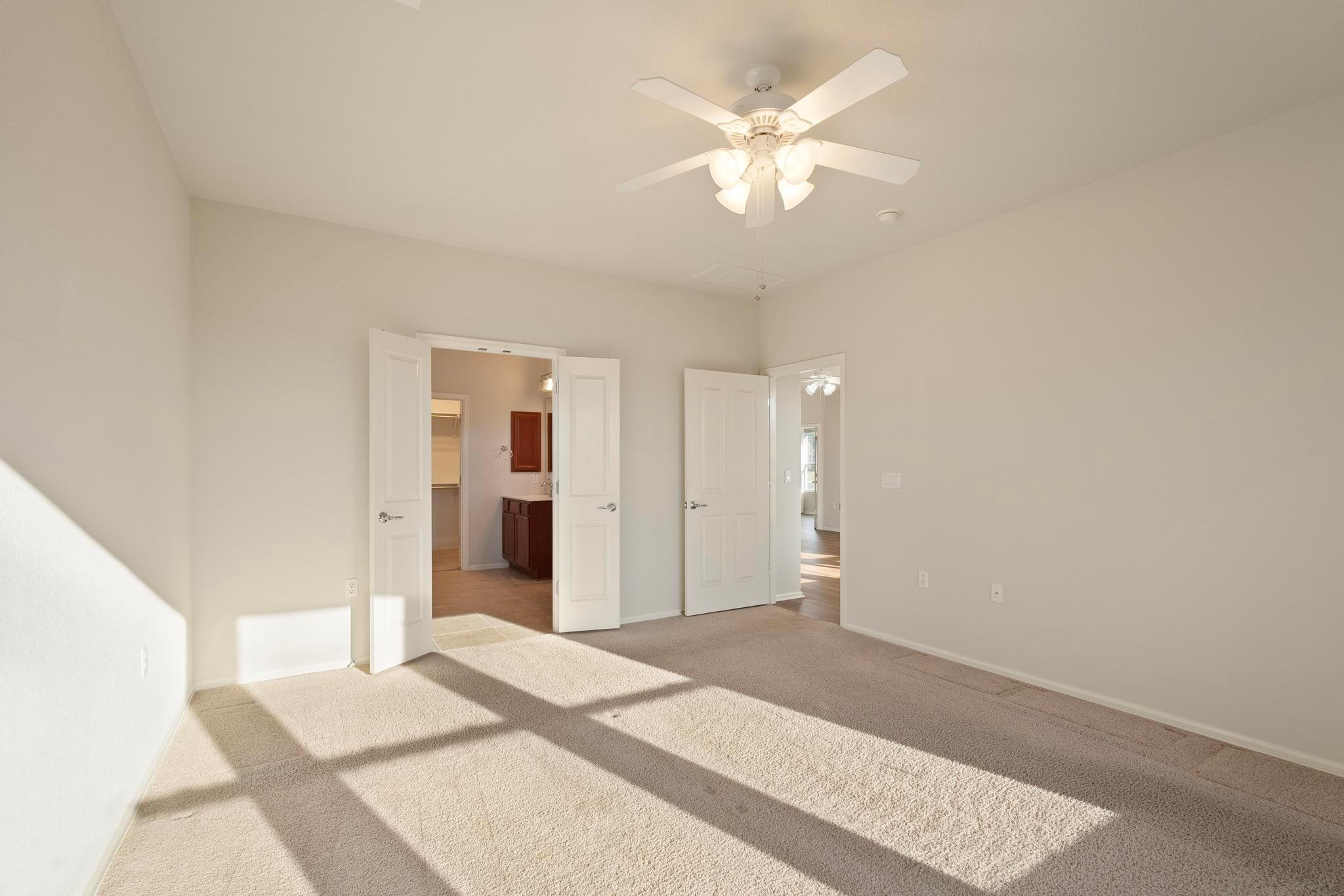 136 Prairie Creek Trl, Georgetown, TX 78633