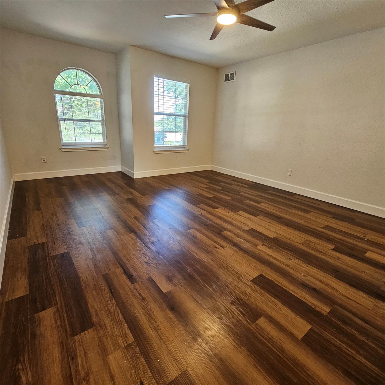 109 Sydneys Way, Buda, TX 78610