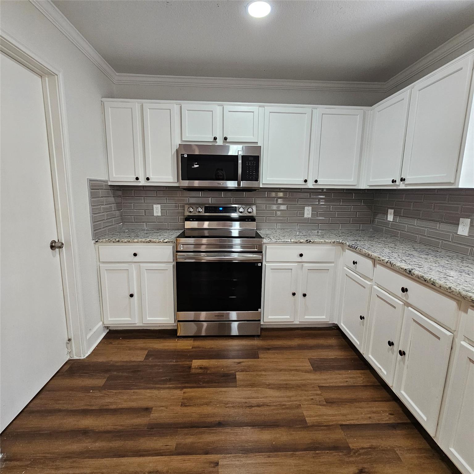 109 Sydneys Way, Buda, TX 78610