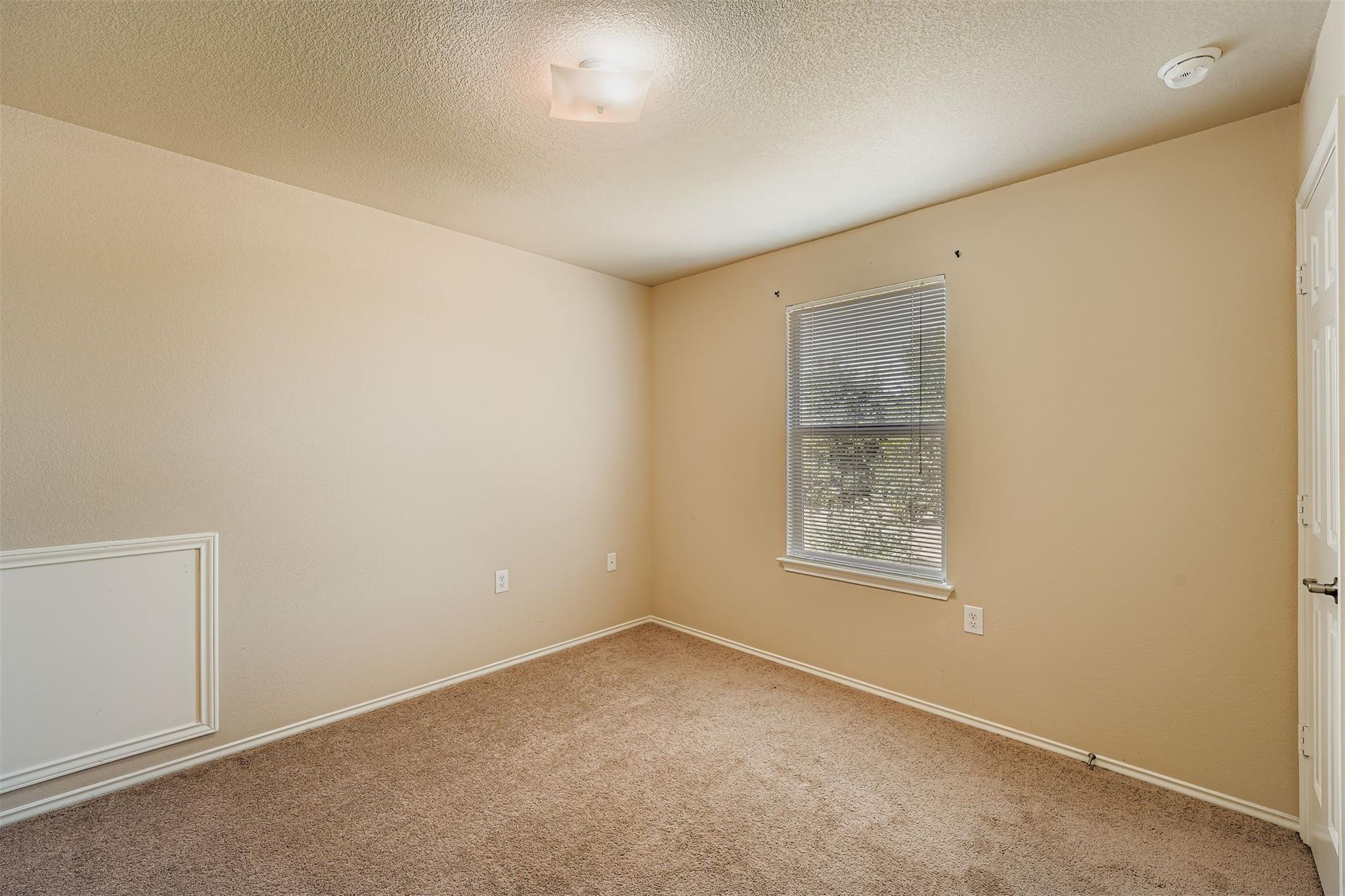 7325 S Glenn St, Austin, TX 78744