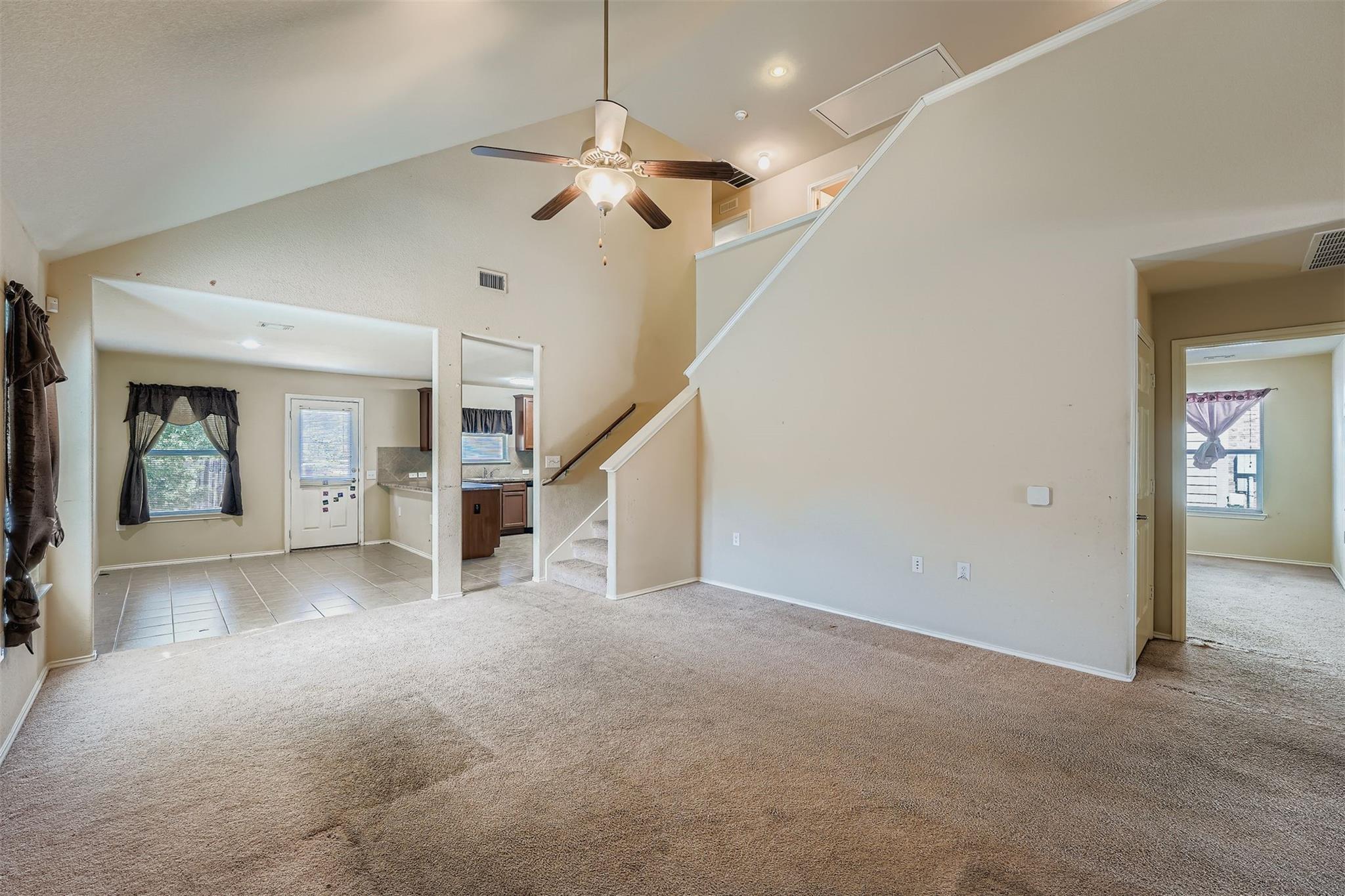 7325 S Glenn St, Austin, TX 78744