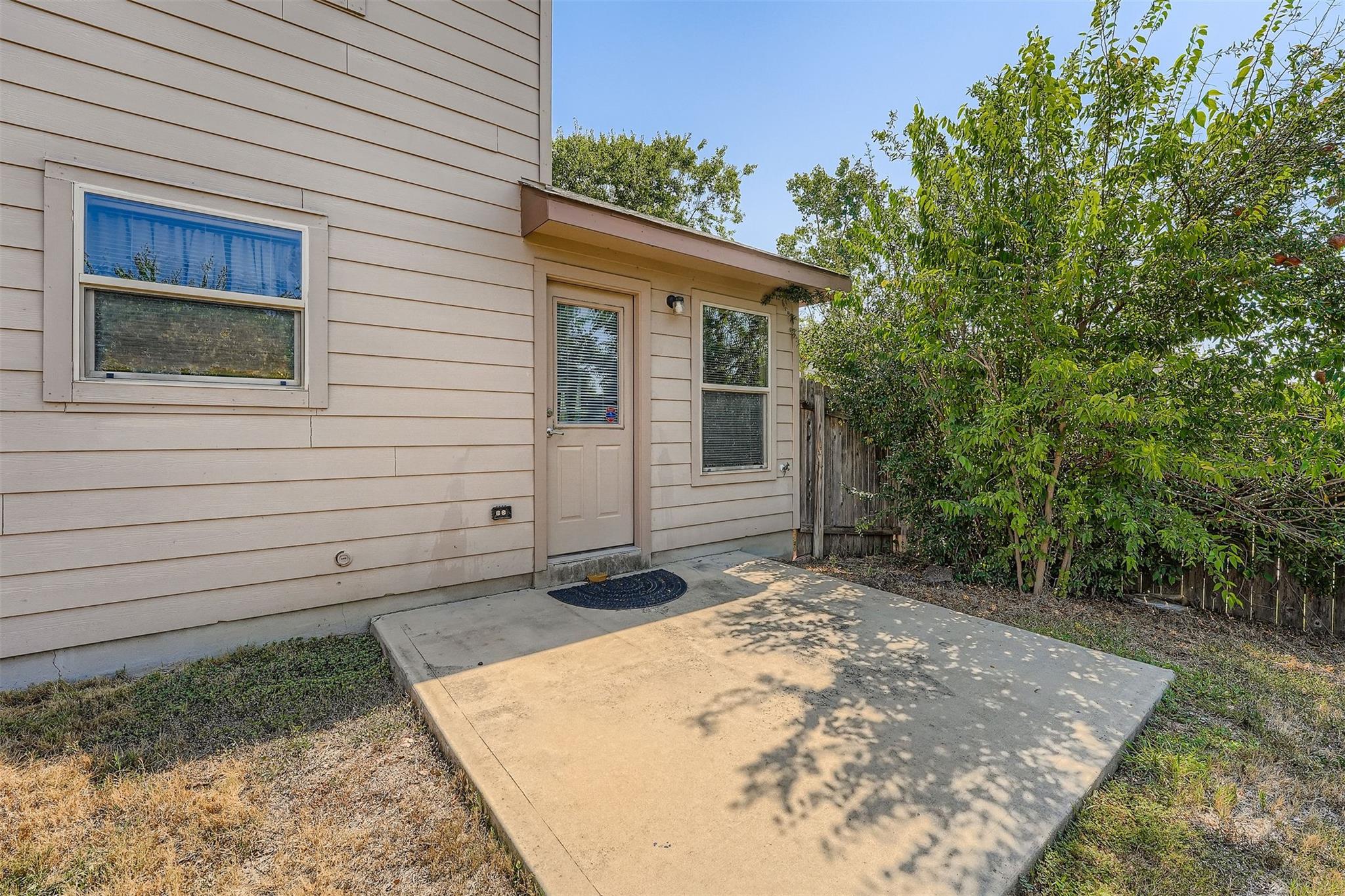 7325 S Glenn St, Austin, TX 78744