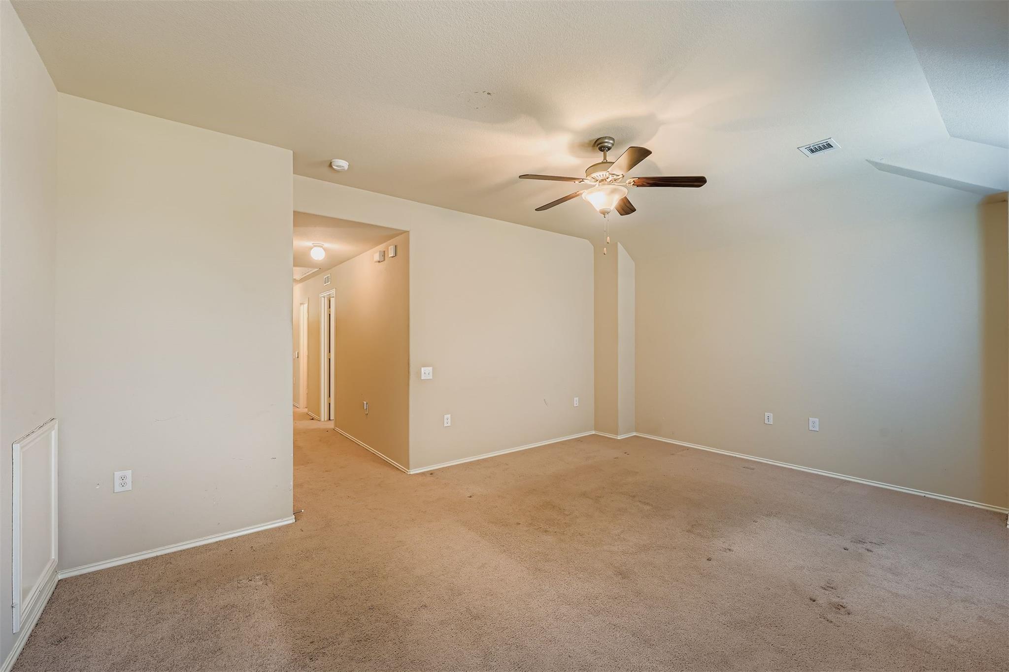 7325 S Glenn St, Austin, TX 78744