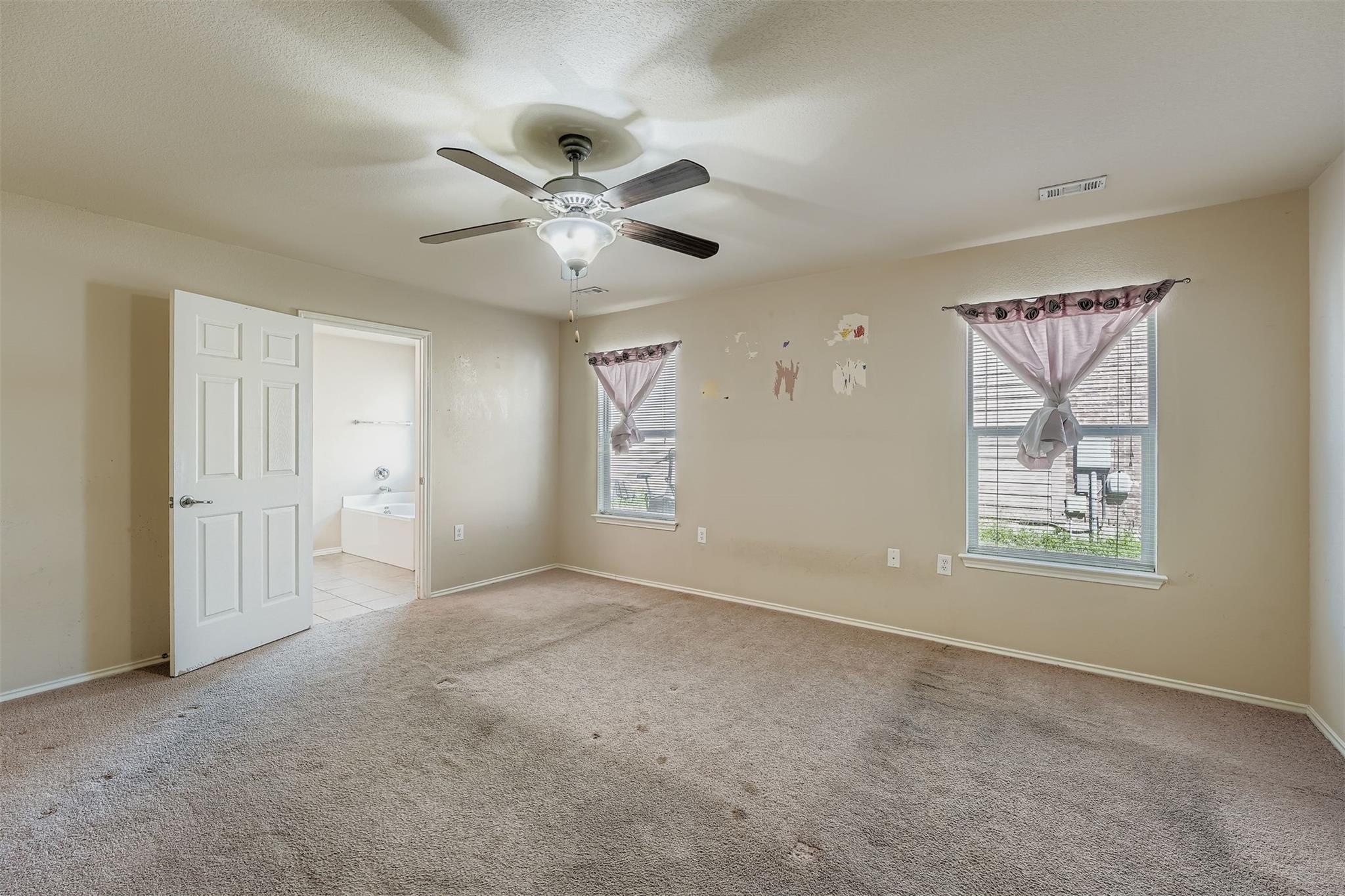 7325 S Glenn St, Austin, TX 78744