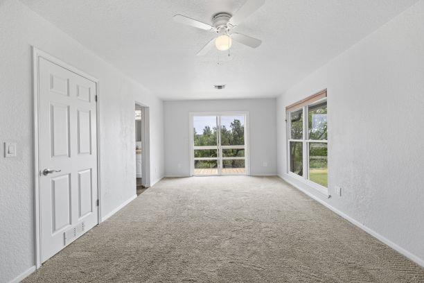 783 Country Creek Ln, Fredericksburg, TX 78624